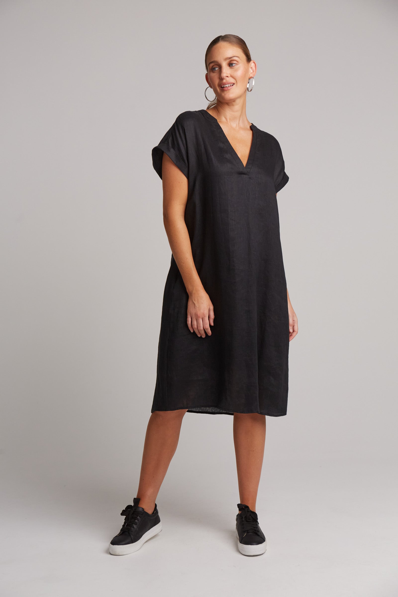 Eb&Ive Studio Linen Midi Dress with pockets Black Work Dress