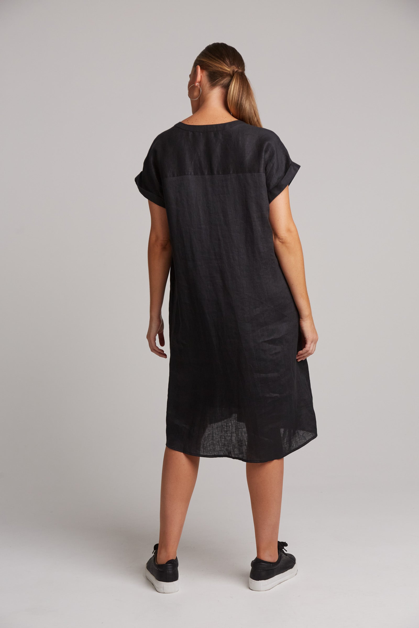 Eb&Ive Studio Linen Midi Dress with pockets Black Work Dress