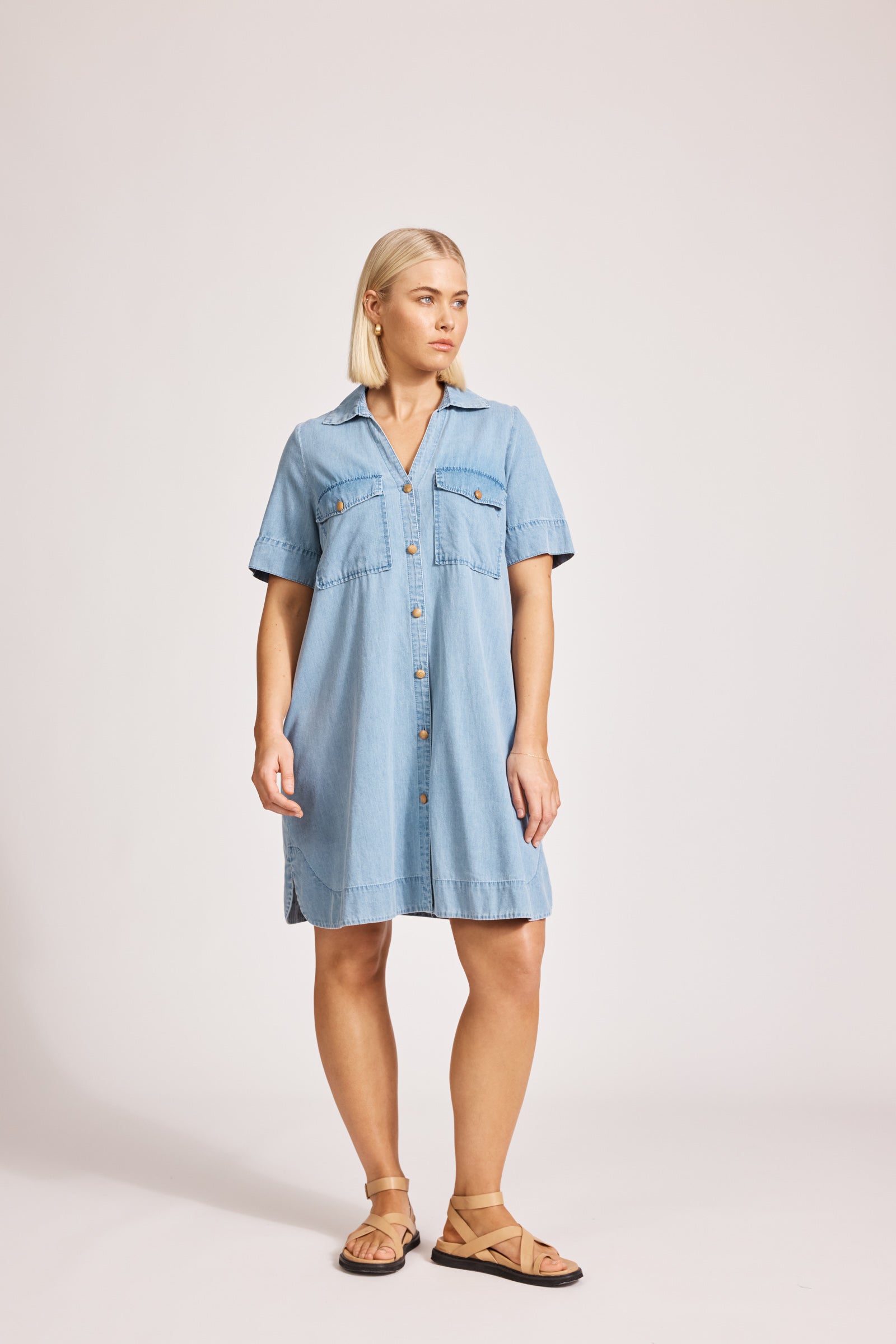 Eb&Ive Melenia Denim shirt dress short sleeve button front and filler shirt maker cotton summer dress vintage light blue wash