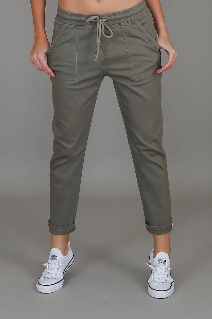 Auguste Stretch Chino Jogger - Khaki