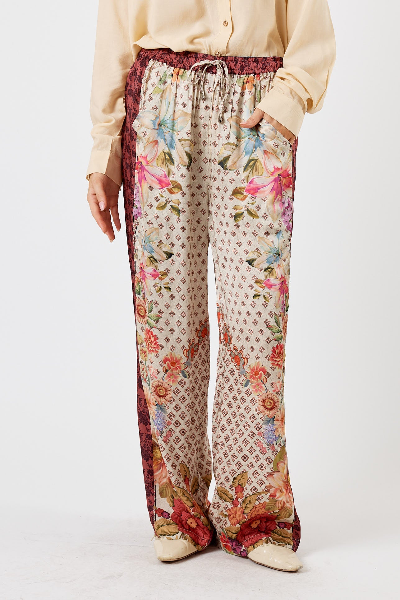 LulaSoul Winnipeg Vintage & retro all over jungle print statement bold burgundy floral print with soft satin straight leg pant Side stripe women’s fashion matching set coordinates two piece