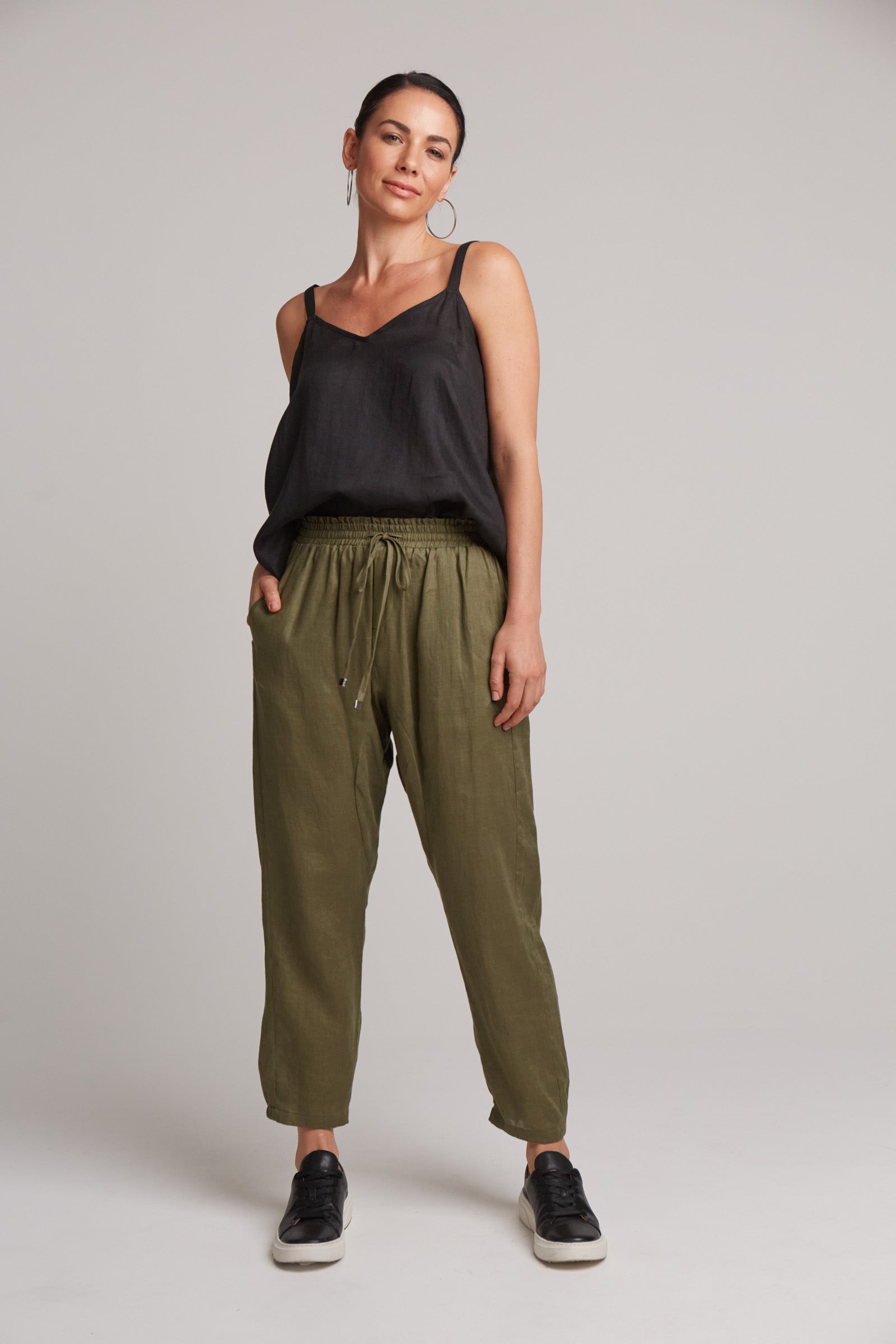 Eb&Ive Studio Linen Relaxed Pant Jogger Weekend Pant Travel Pant Khaki
