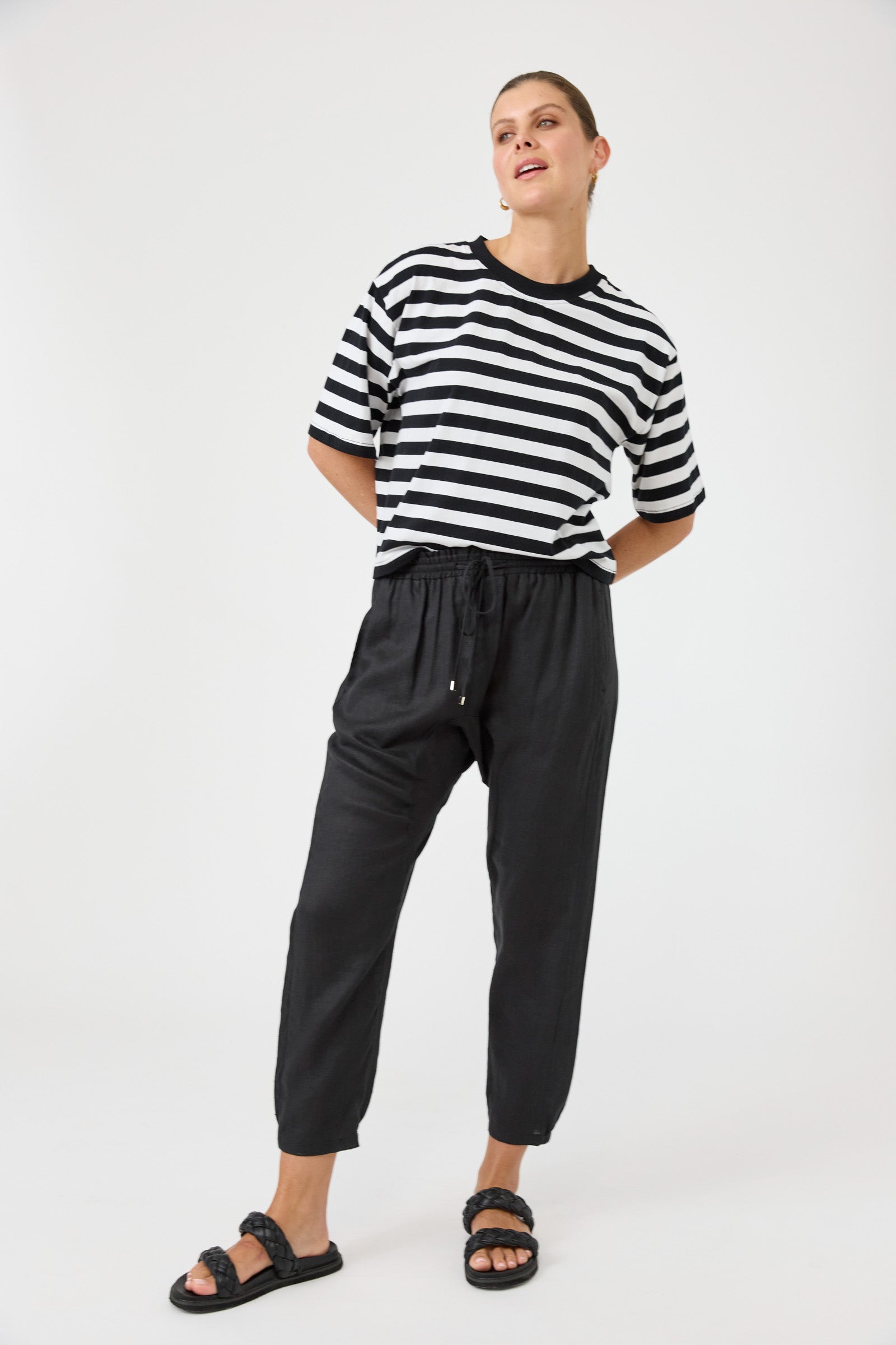 Studio Linen Relaxed Pant - Black