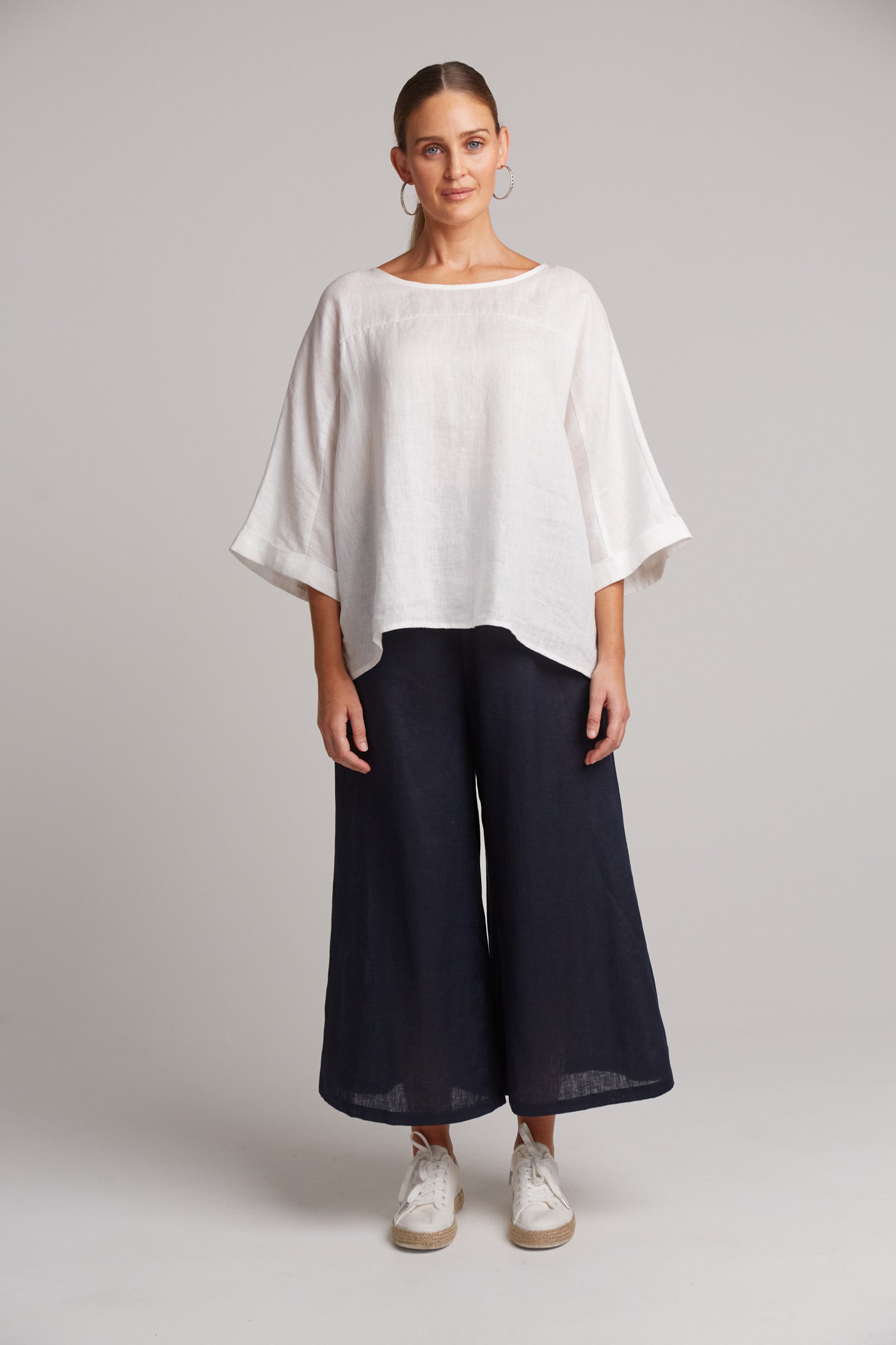 Eb&Ive Studio Linen Relaxed Top Long Sleeve White