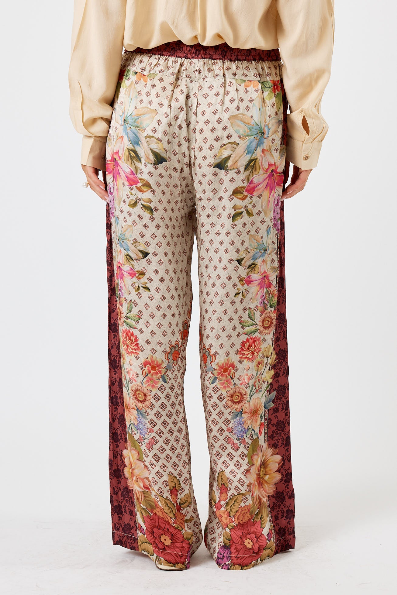 LulaSoul Winnipeg Vintage & retro all over jungle print statement bold burgundy floral print with soft satin straight leg pant Side stripe women’s fashion matching set coordinates two piece