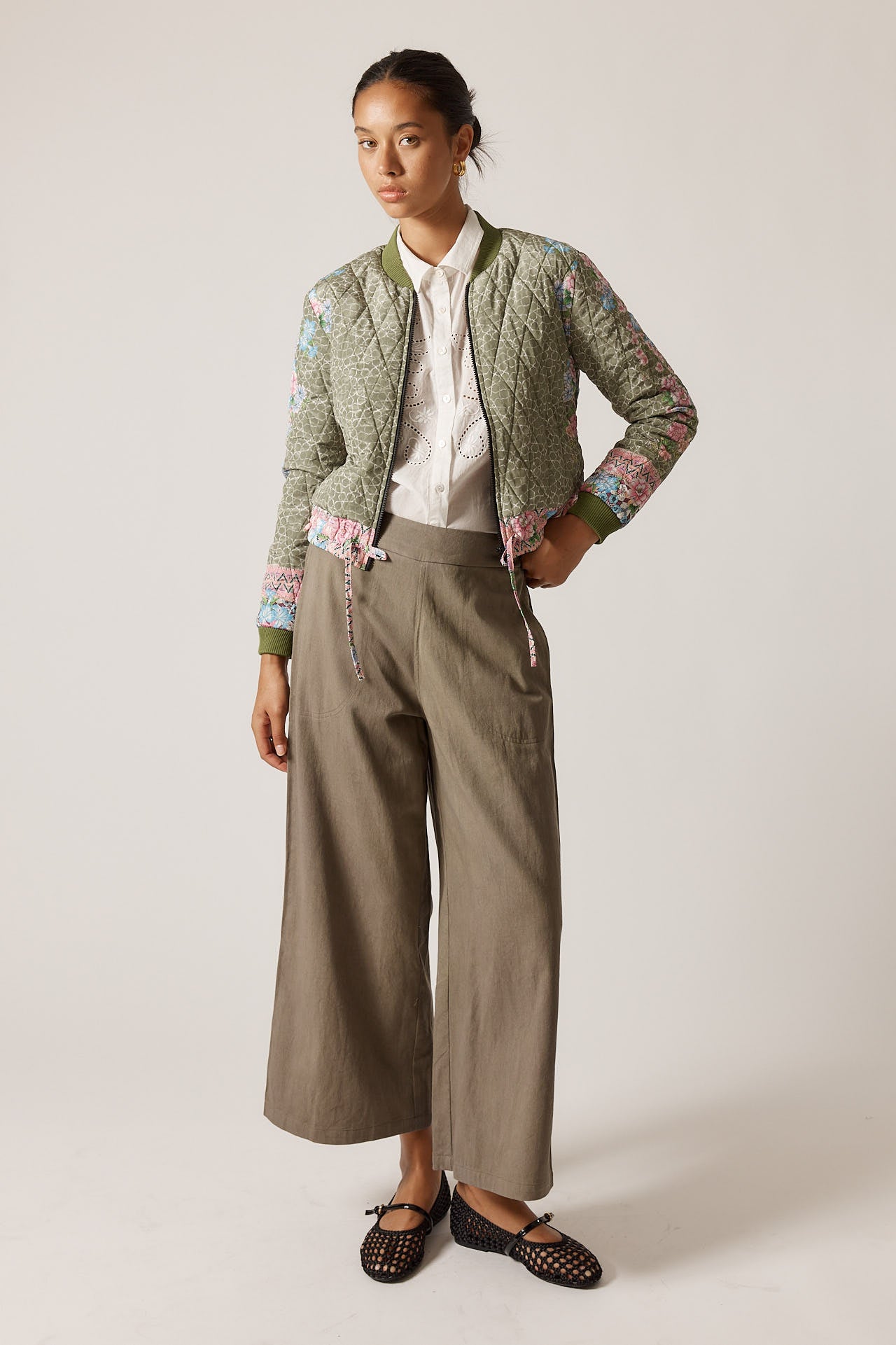 RubyYaya Daisy duke Vintage & retro all over floral print statement bold print quilted bomber jacket women’s fashion blush pink and khaki green