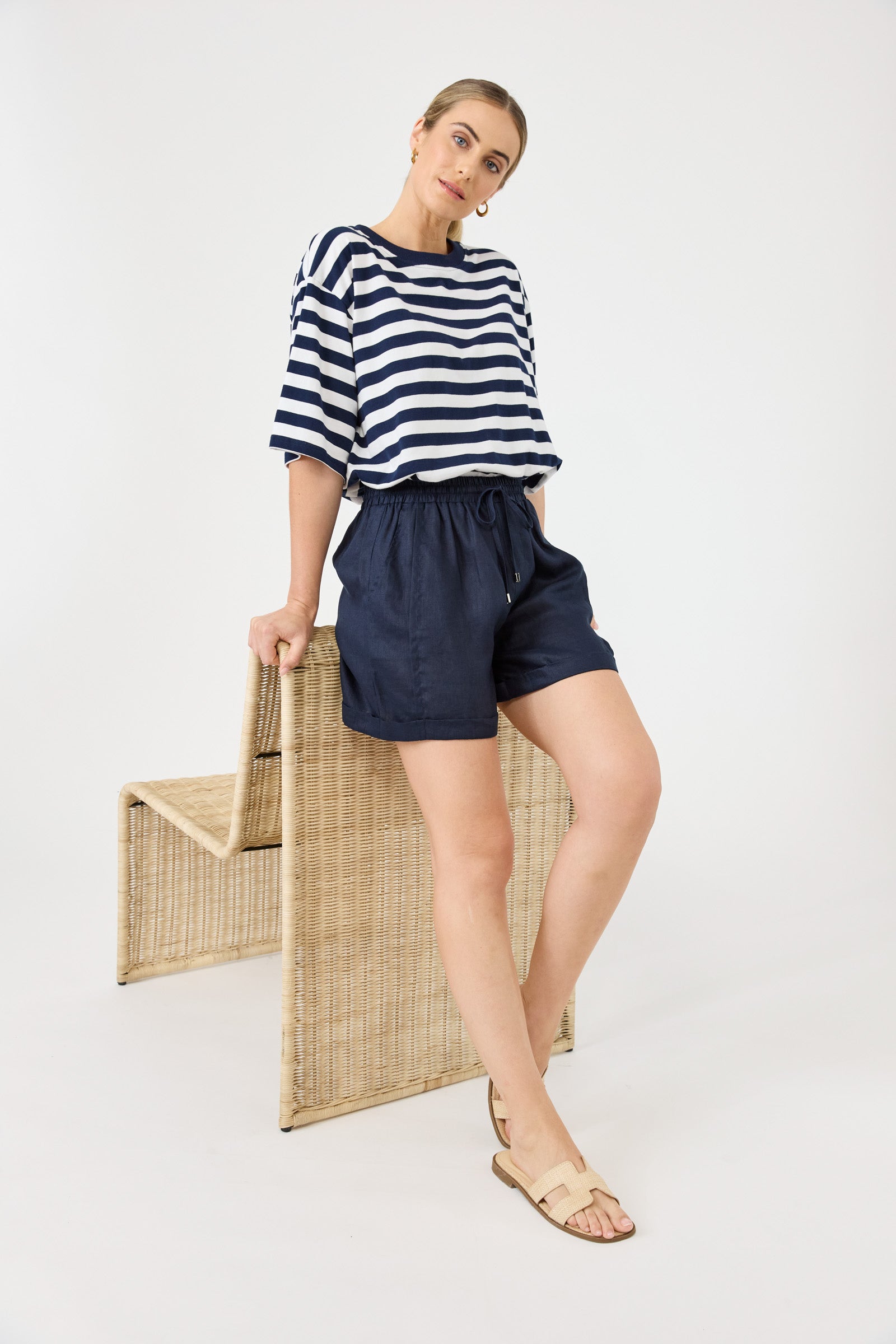 Studio Linen Short - Navy