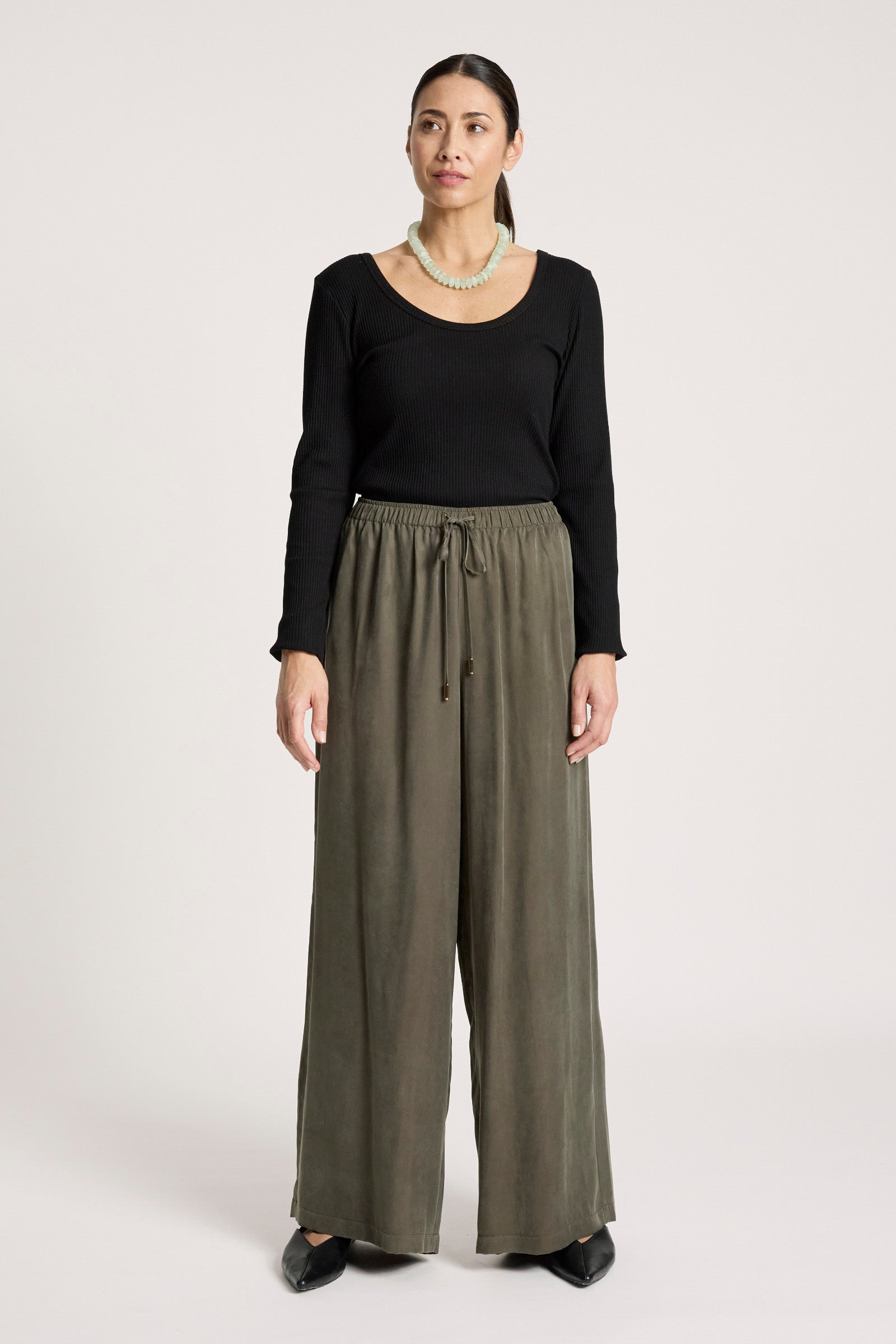 Calista Cupro Pant - Pampas Green