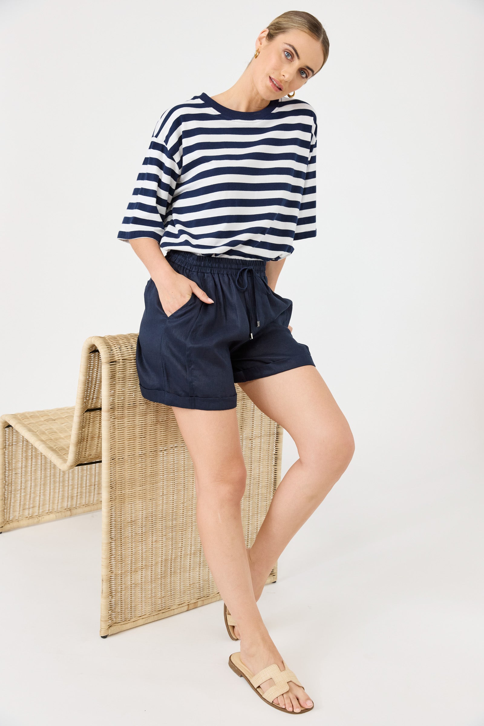 Studio Linen Short - Navy