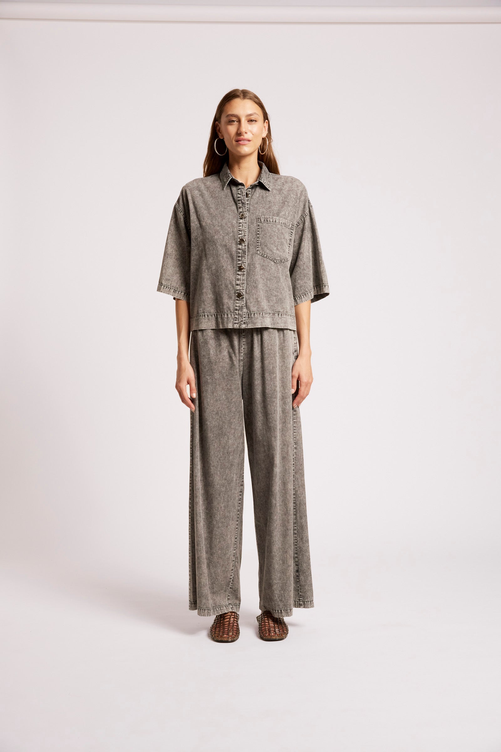 Roam Denim Shirt - Ash Black