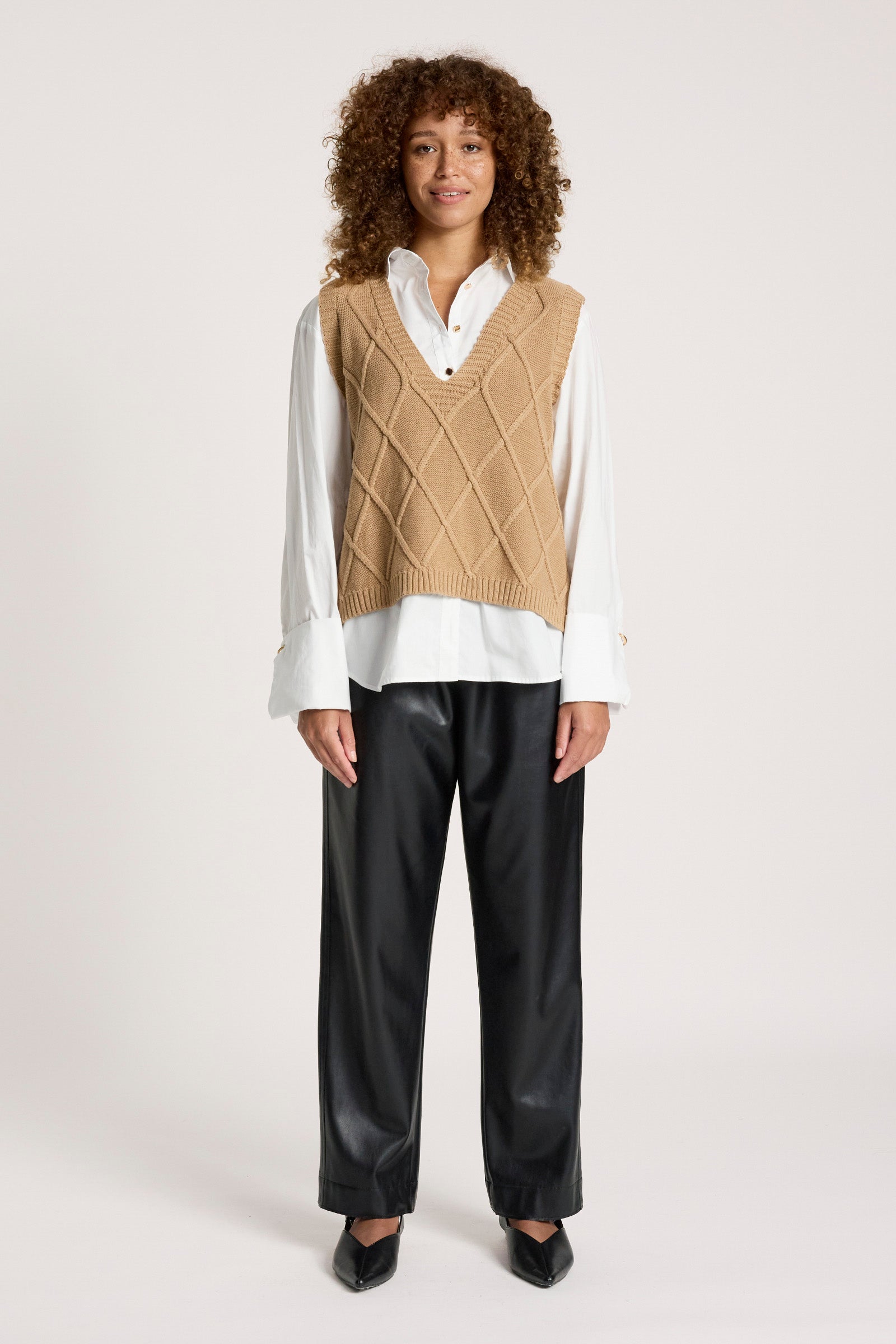 Eb&Ive Liora Cotton Knit Vest Mocha caramel cable knitwear Autumn Winter work vest