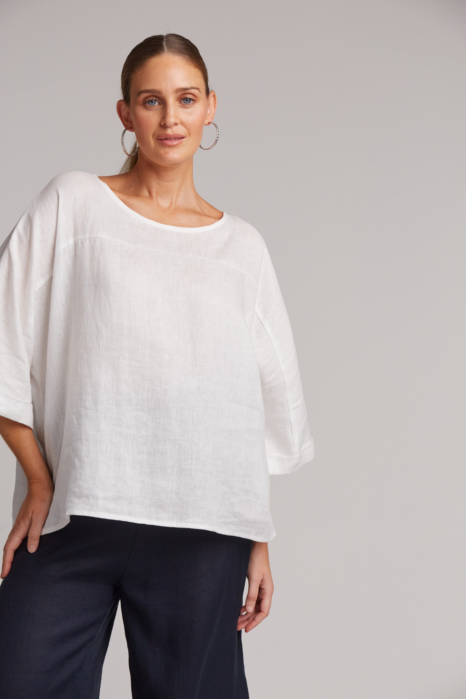 Eb&Ive Studio Linen Relaxed Top Long Sleeve WHITE