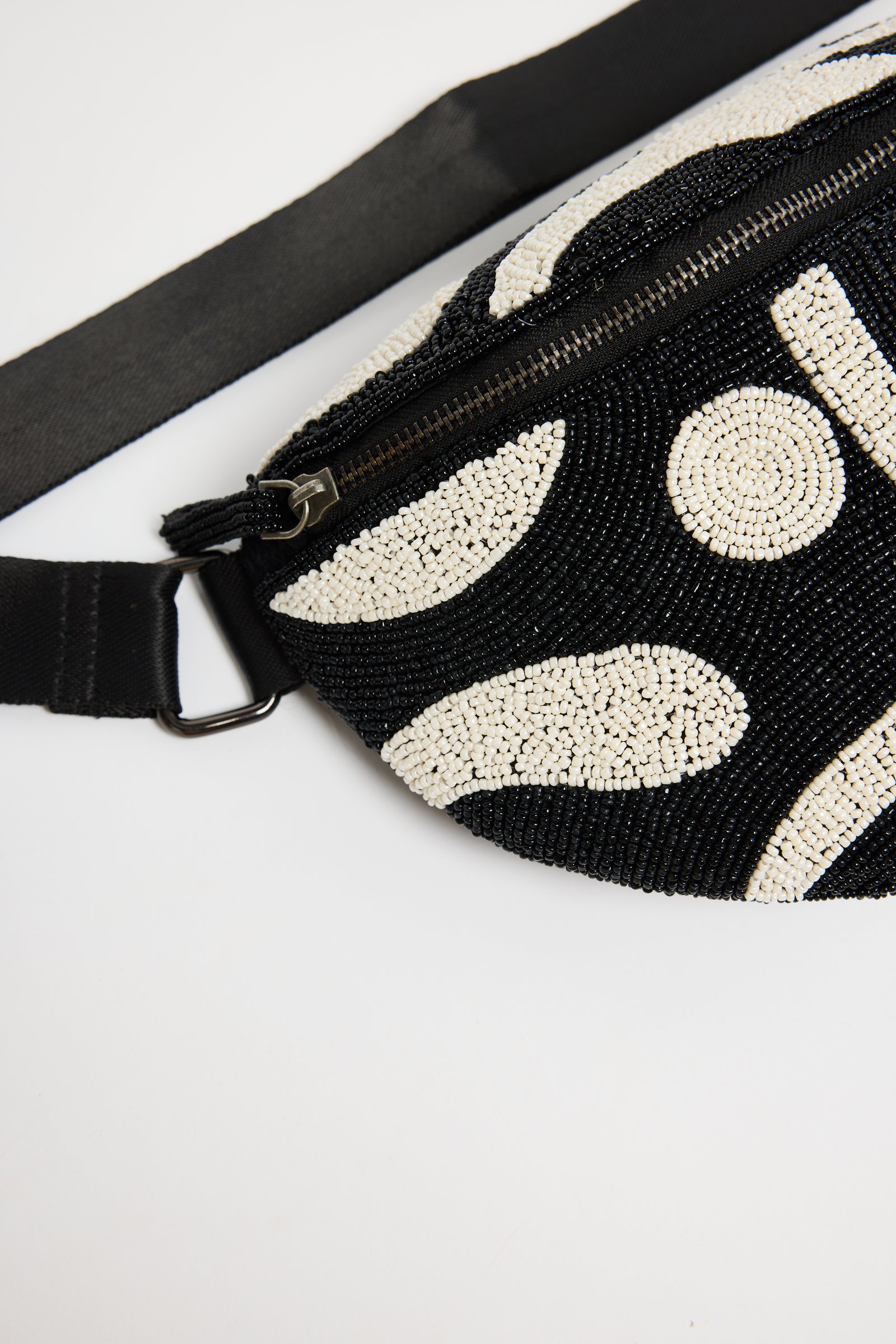 Waves bumbag - black / white