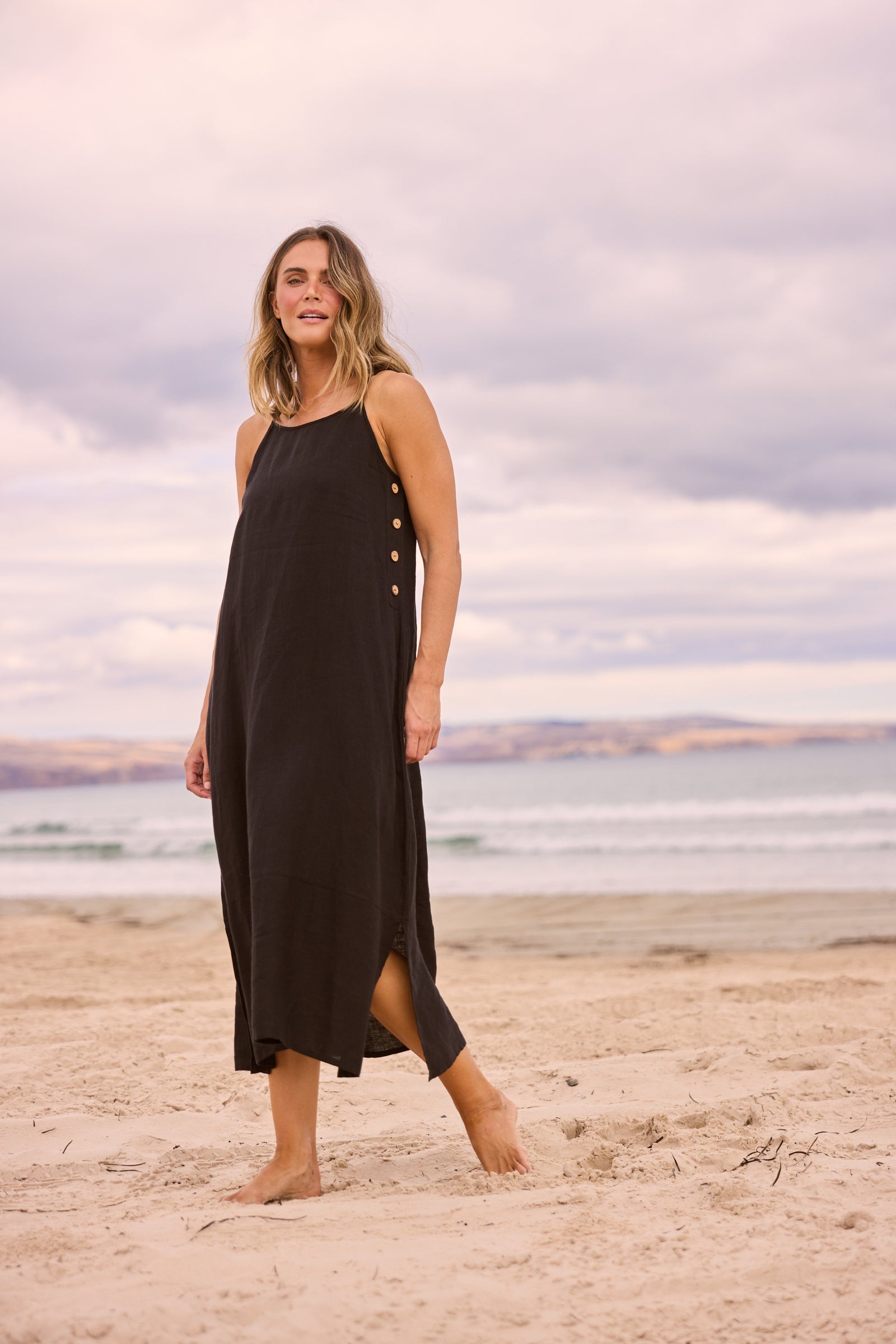 Cliffside Maxi - Black Linen