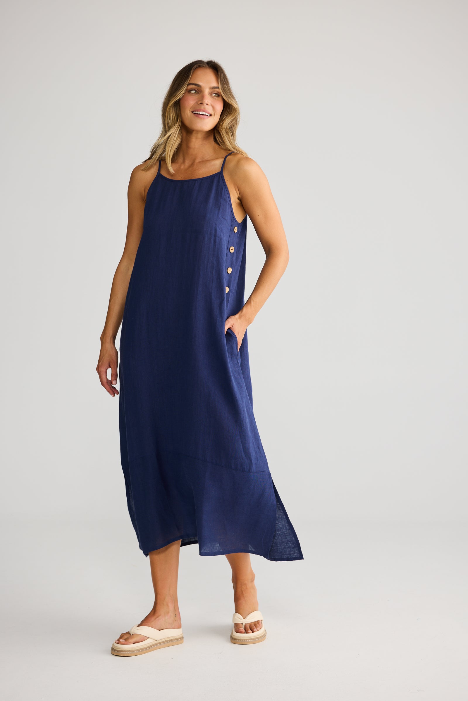 Cliffside Maxi - Navy Linen