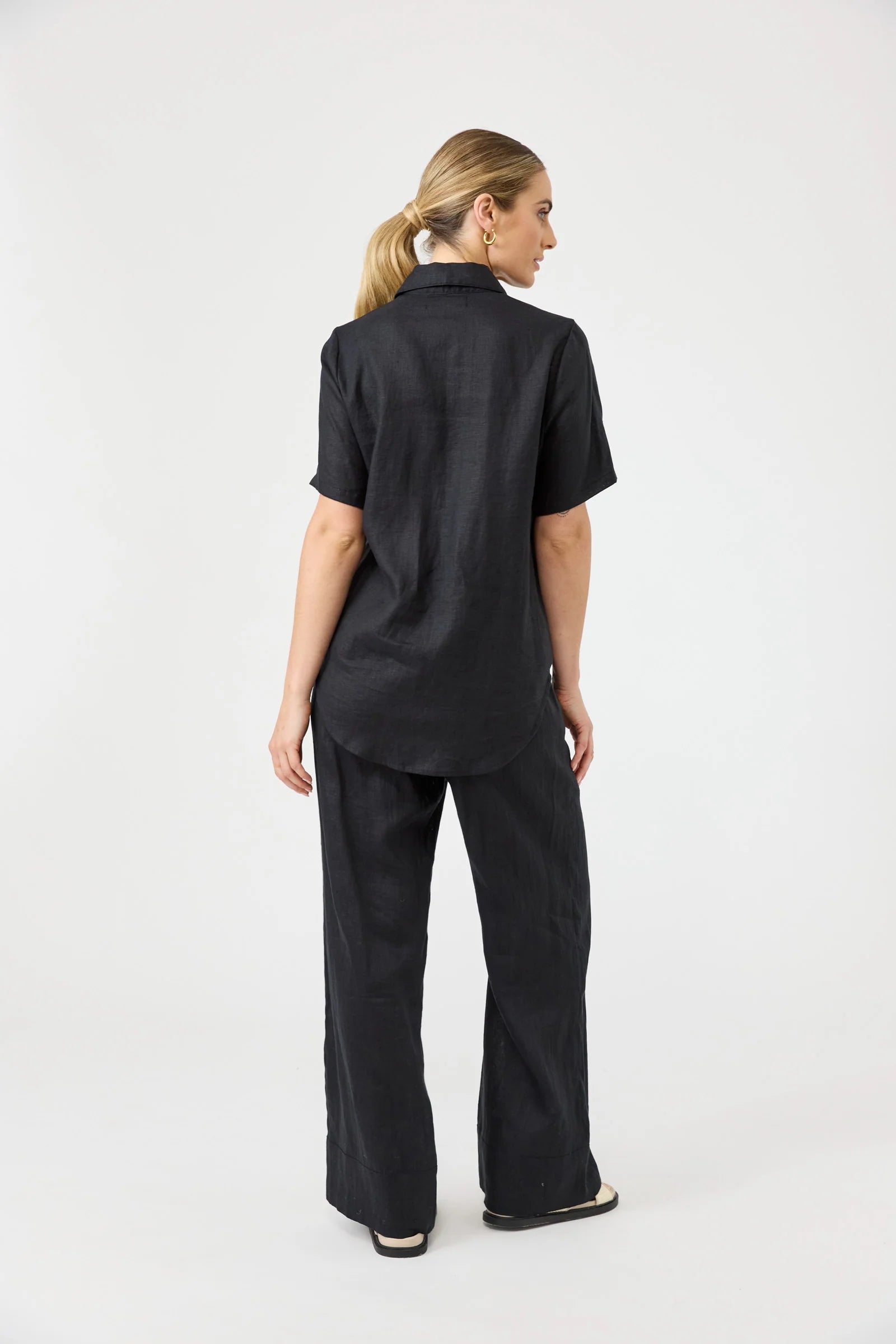 Studio Linen Short Shirt - Black