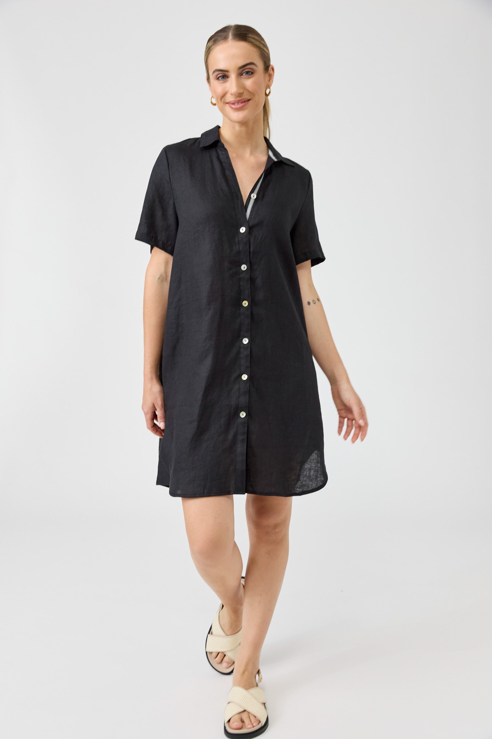 Eb&Ive Studio Linen Short Shirt Dress Black Eb Ive ebony eb Ive Classic shirt collar Button through front Short sleeve Below knee length Curved hem