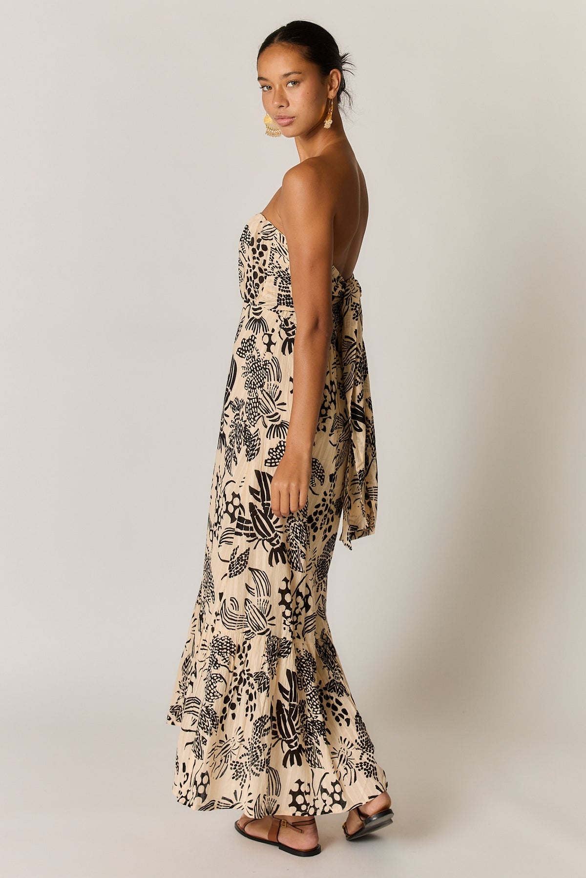 Under The Sea Strapless Maxi - Black