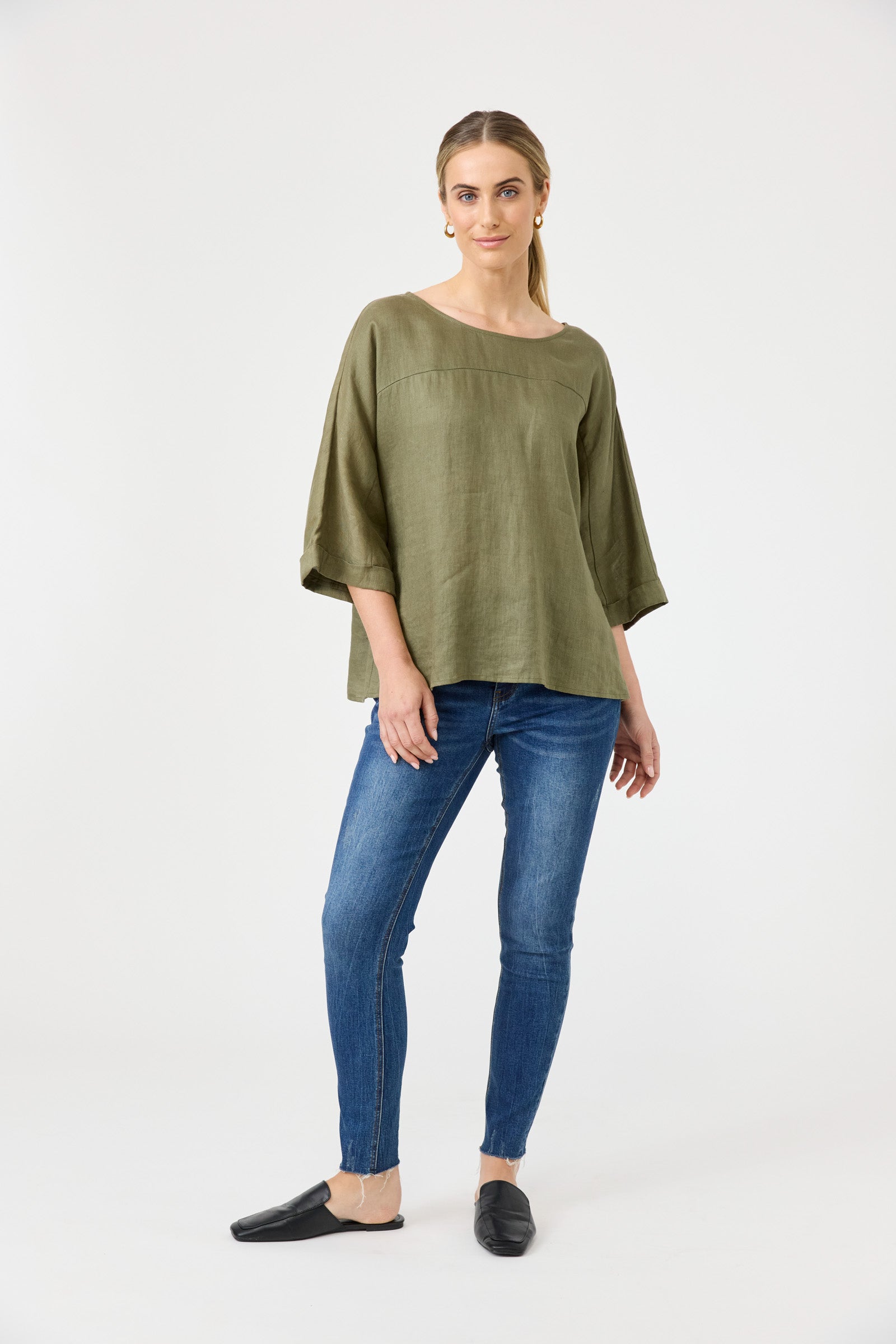 Eb&Ive Studio linen relaxed Khaki top three-quarter length sleeve relaxed fit evening work wear Khaki Linen Blouse long sleeve Oversized Black Linen Top