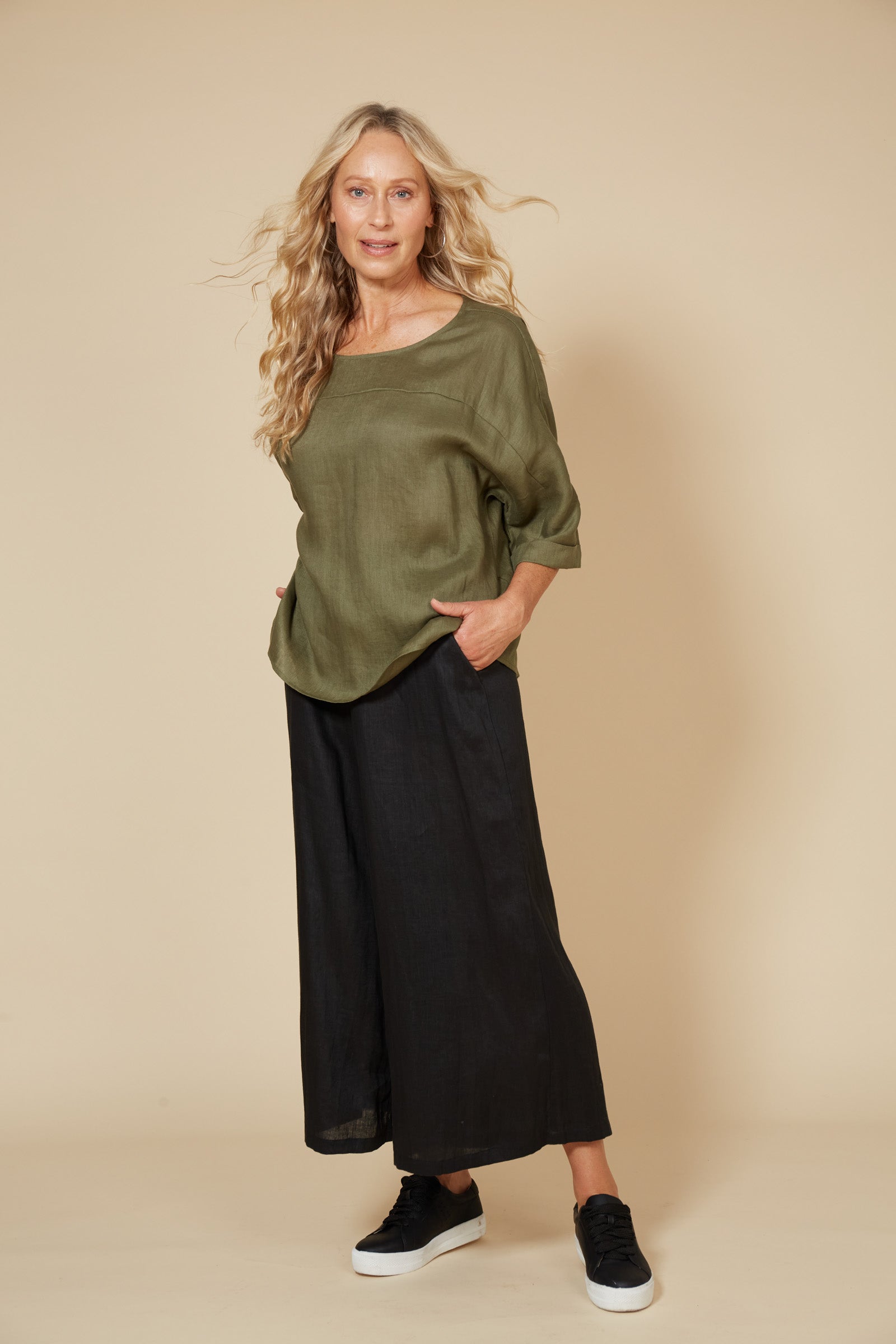 Eb&Ive Studio Linen Relaxed Top Long Sleeve KHAKI