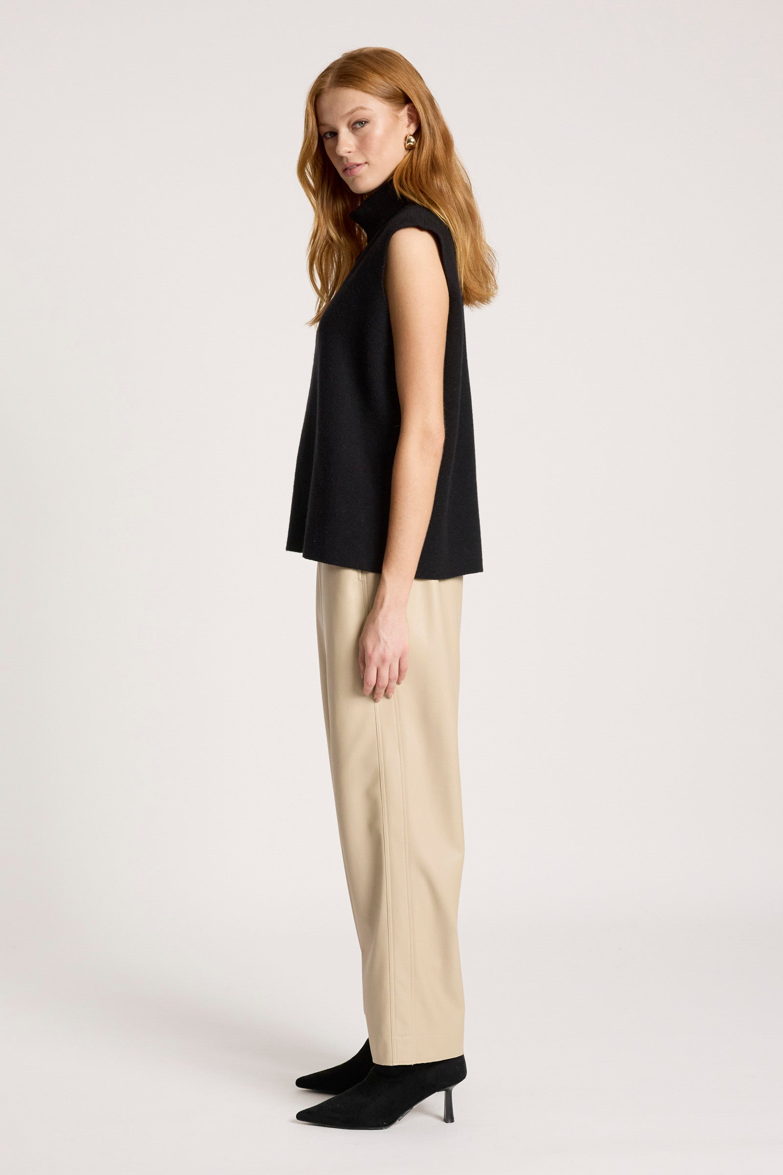 Zala Roll Knit  - Black