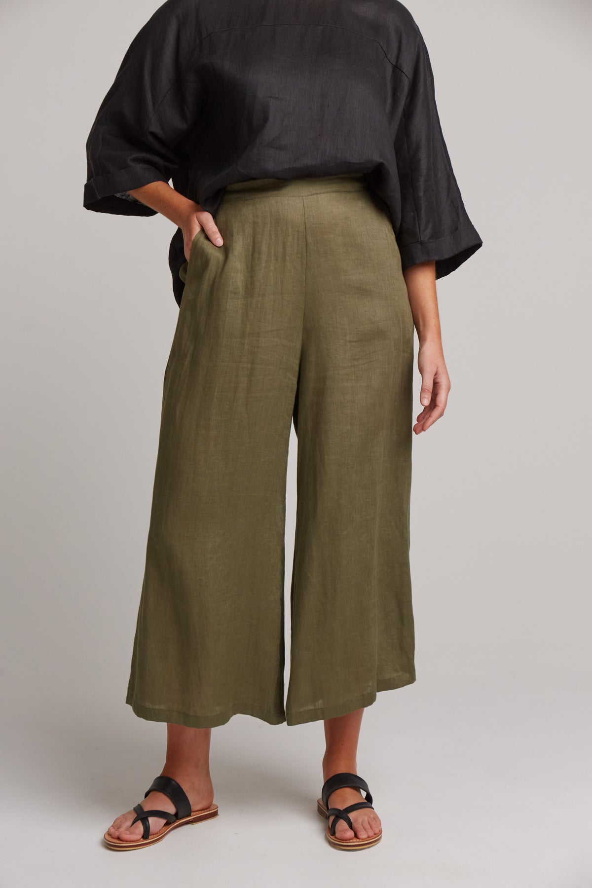 Eb&amp;Ive Studio Linen Crop Wide Leg Pant Khaki