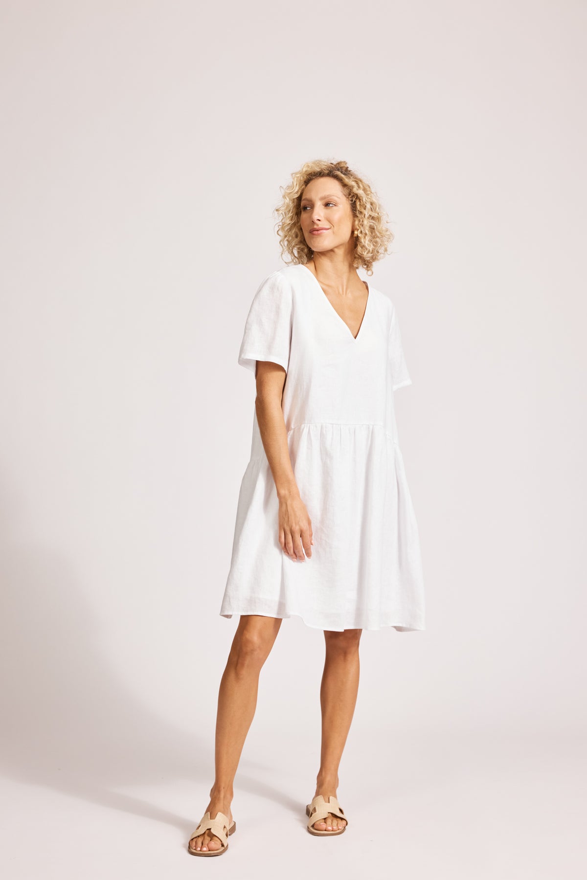 Eb&amp;Ive Miramar Linen midi short summer shift Aline v-neck dress short sleeve coral