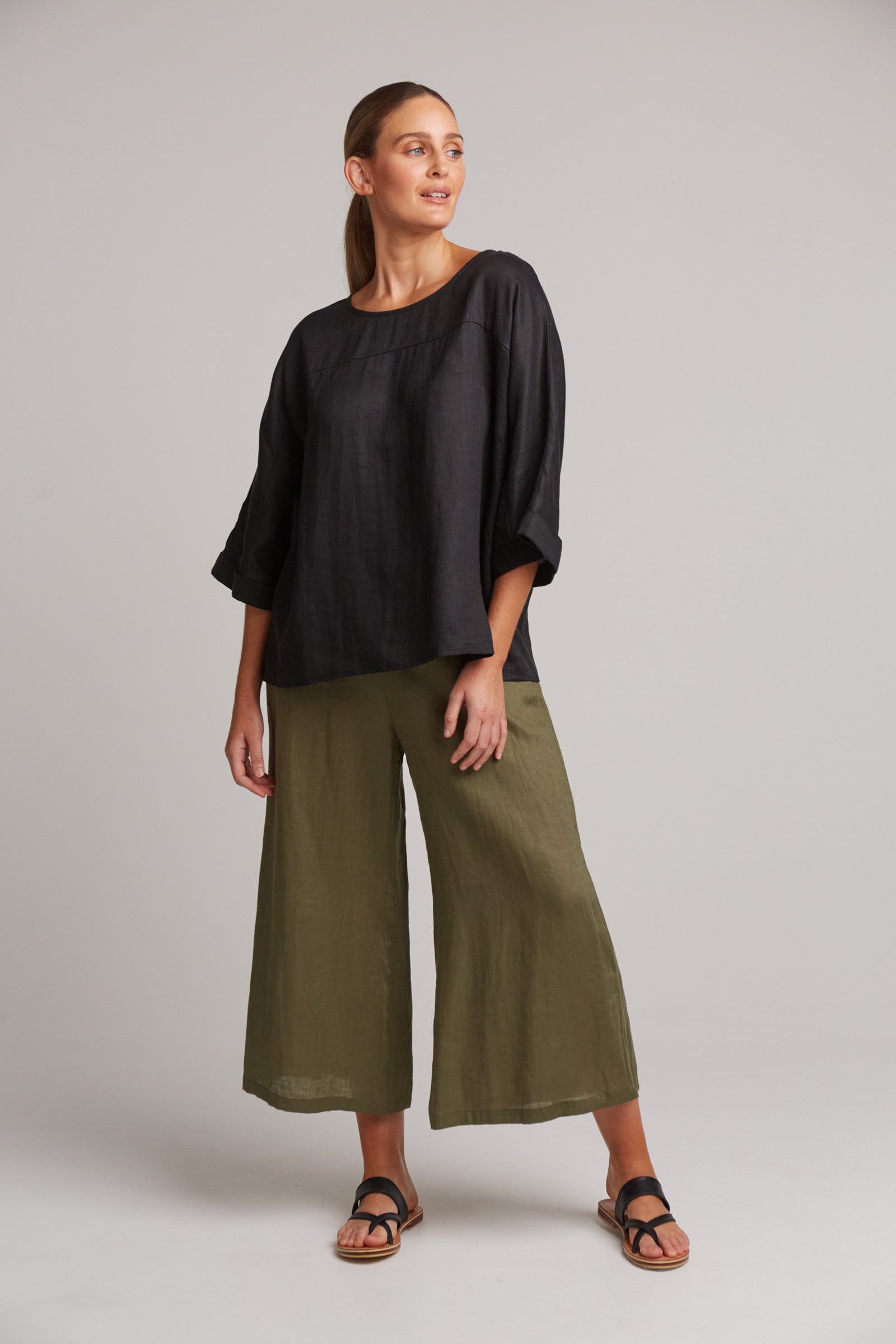 Eb&Ive Studio Linen Relaxed Top Long Sleeve Black