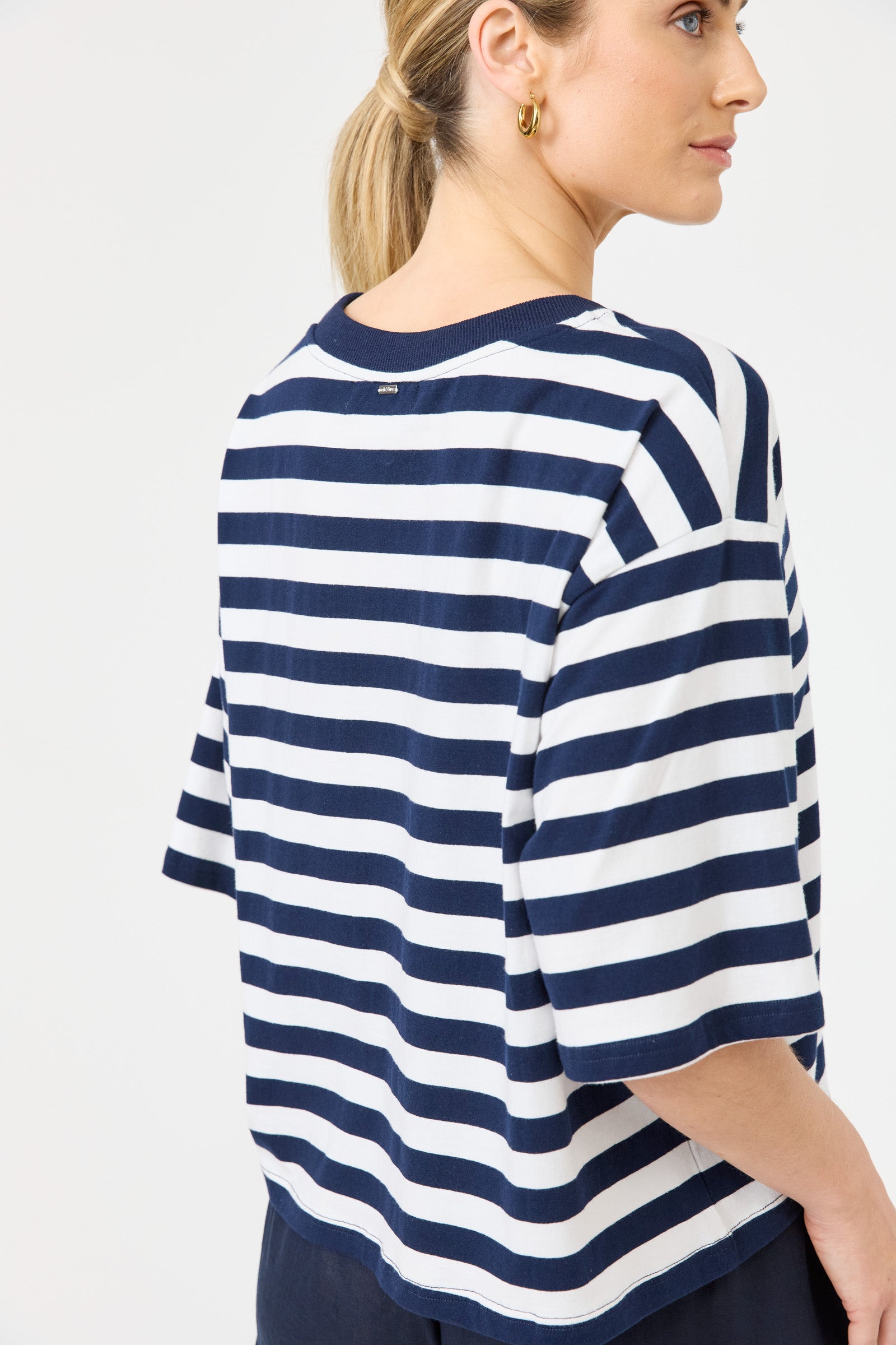 Studio Stripe T-shirt - Navy