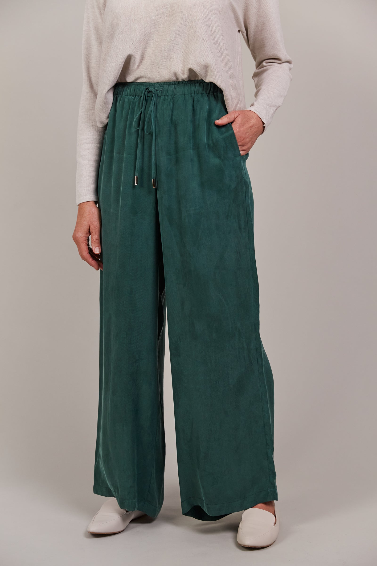 Eden Cupro Pant - Aventurine Green