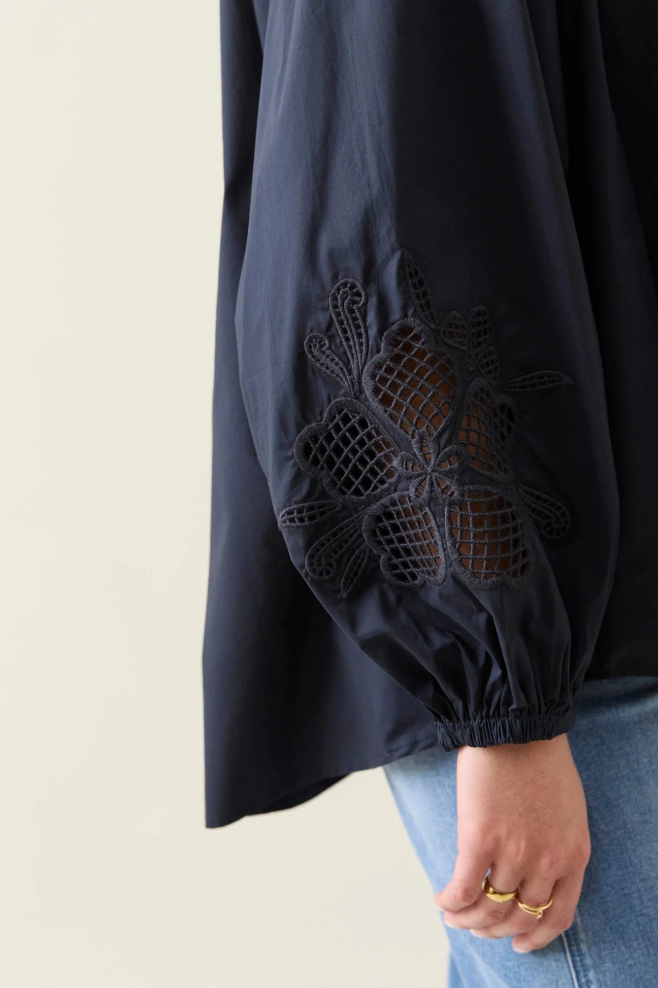 Nilsa Blouse - Navy