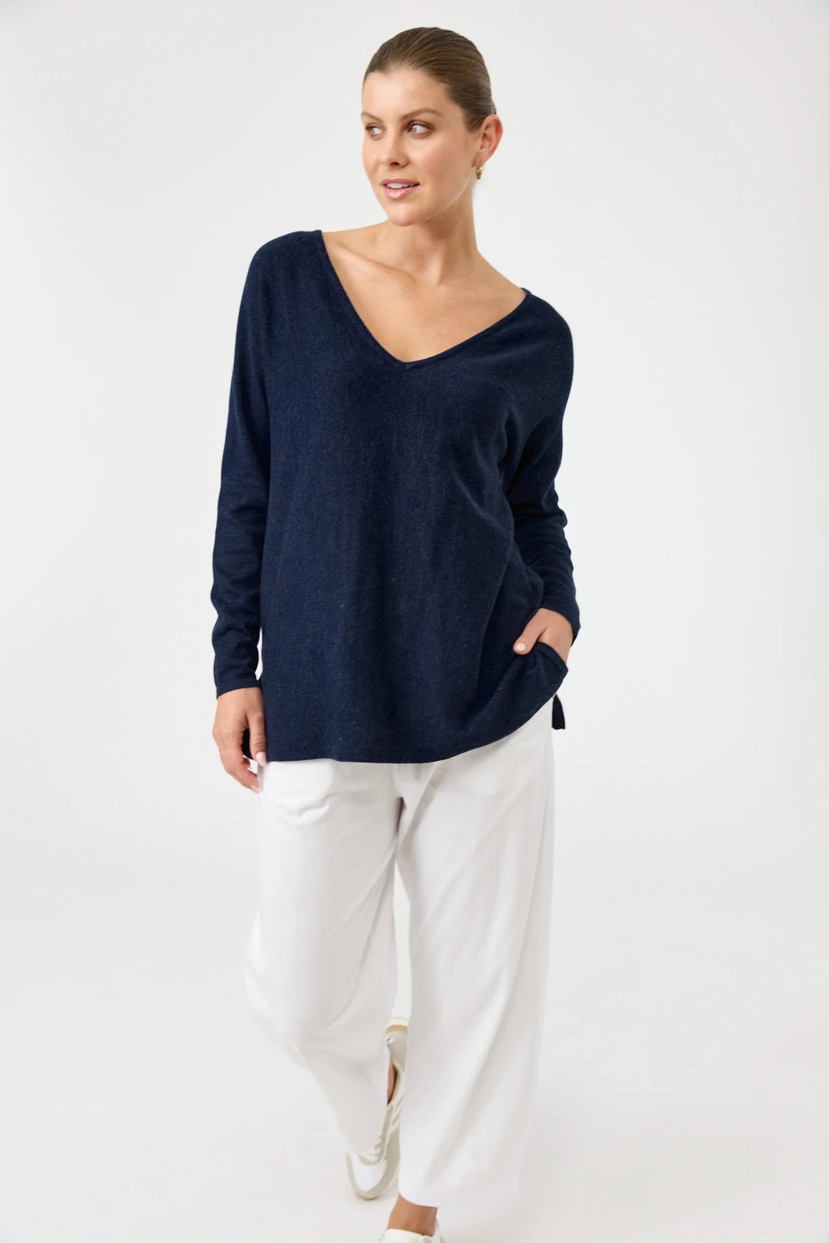 Eb&amp;Ive Studio Cotton V-neck Knit Jumper Navy Blue Light weight Autumn Spring Knit