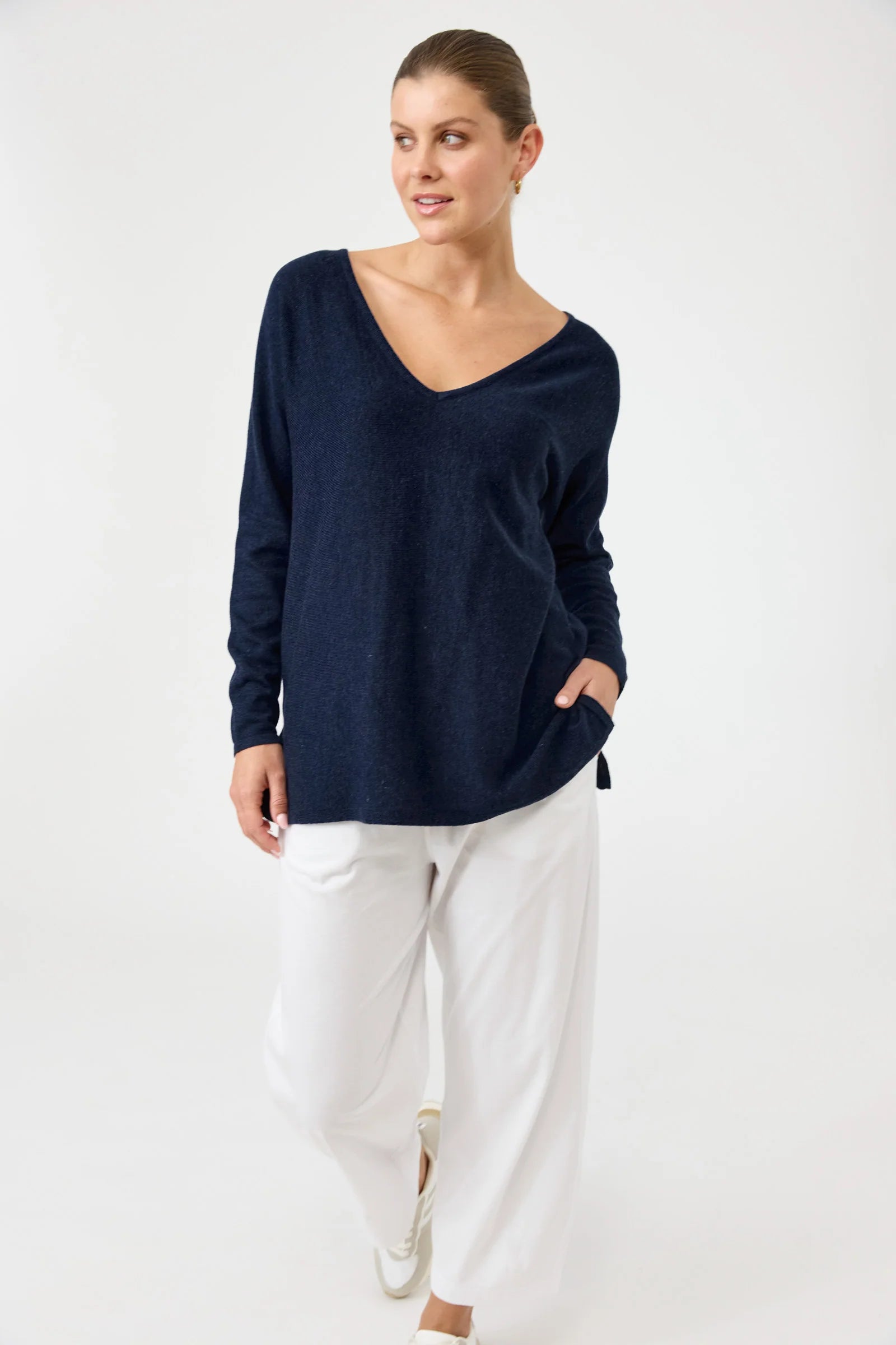 Eb&Ive Studio Cotton V-neck Knit Jumper Navy Blue Light weight Autumn Spring Knit