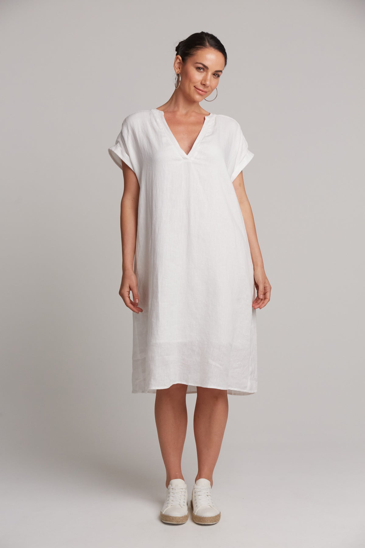 Eb&amp;Ive Studio Linen Midi  Dress with pockets White Work Dress