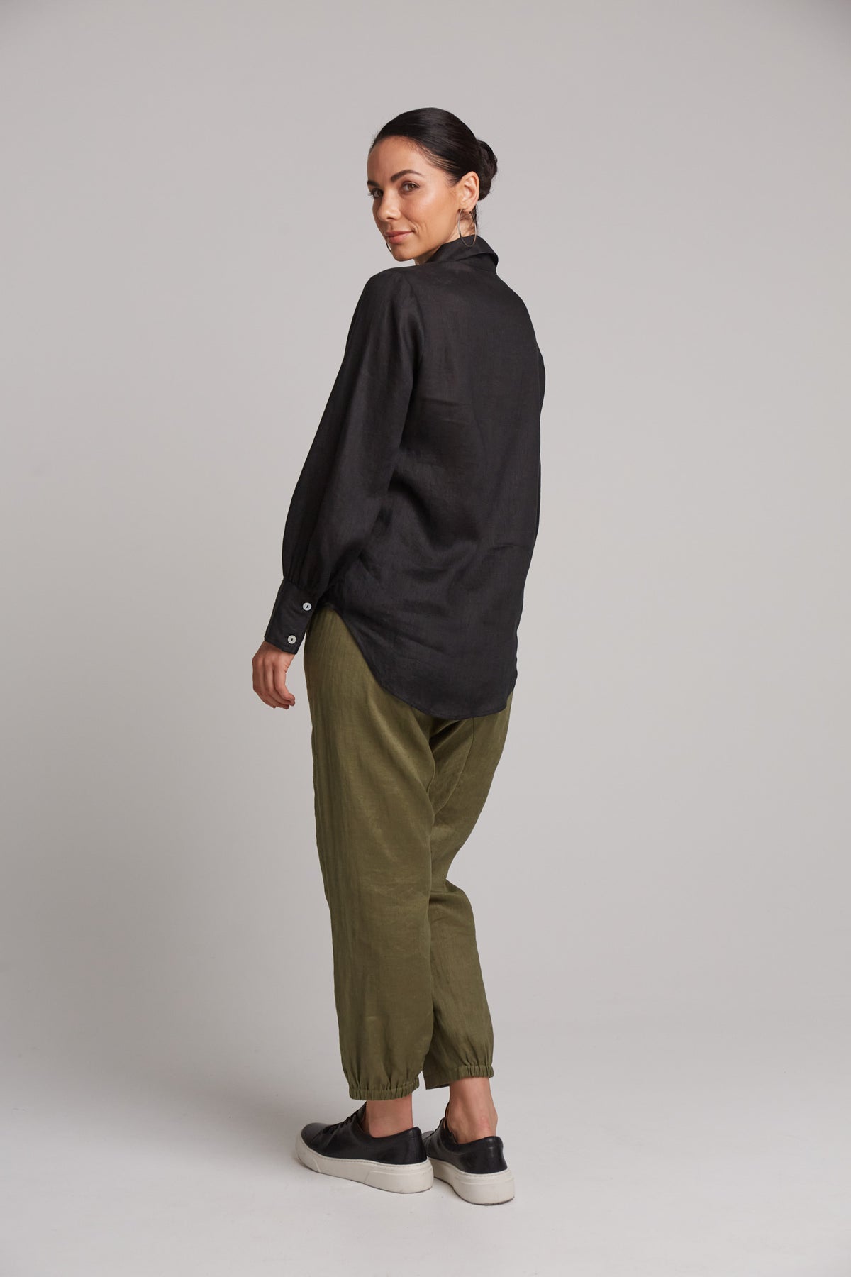 Eb&amp;Ive Studio Linen Button Front Shirt  Top Collar Work Shirt Long Sleeve Black