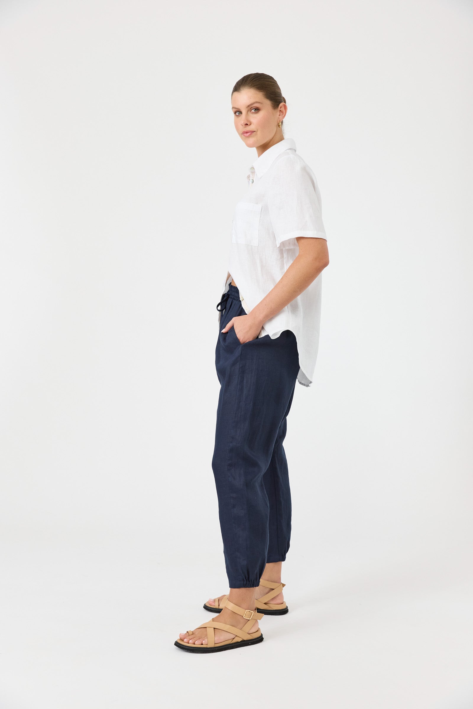 Studio Linen Relaxed Pant - Navy