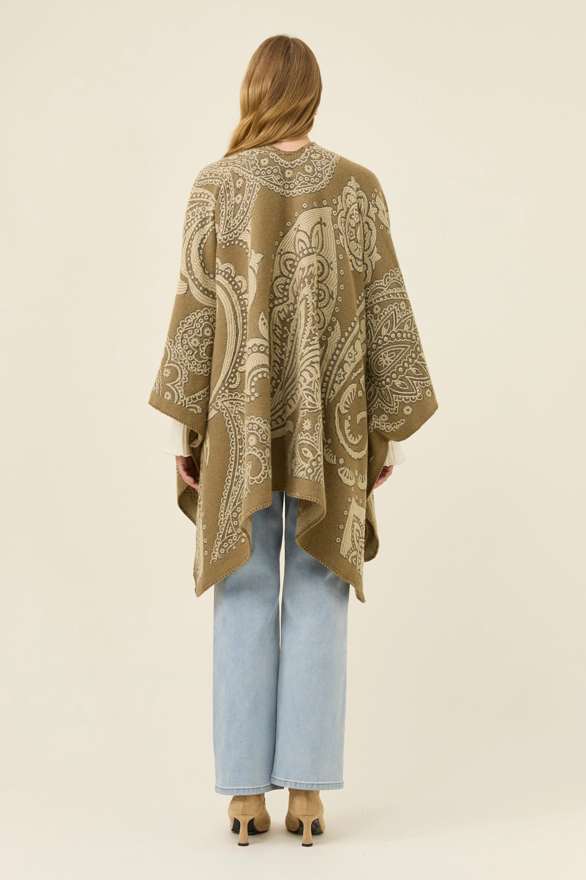 Lucia Cape - Stone Paisley