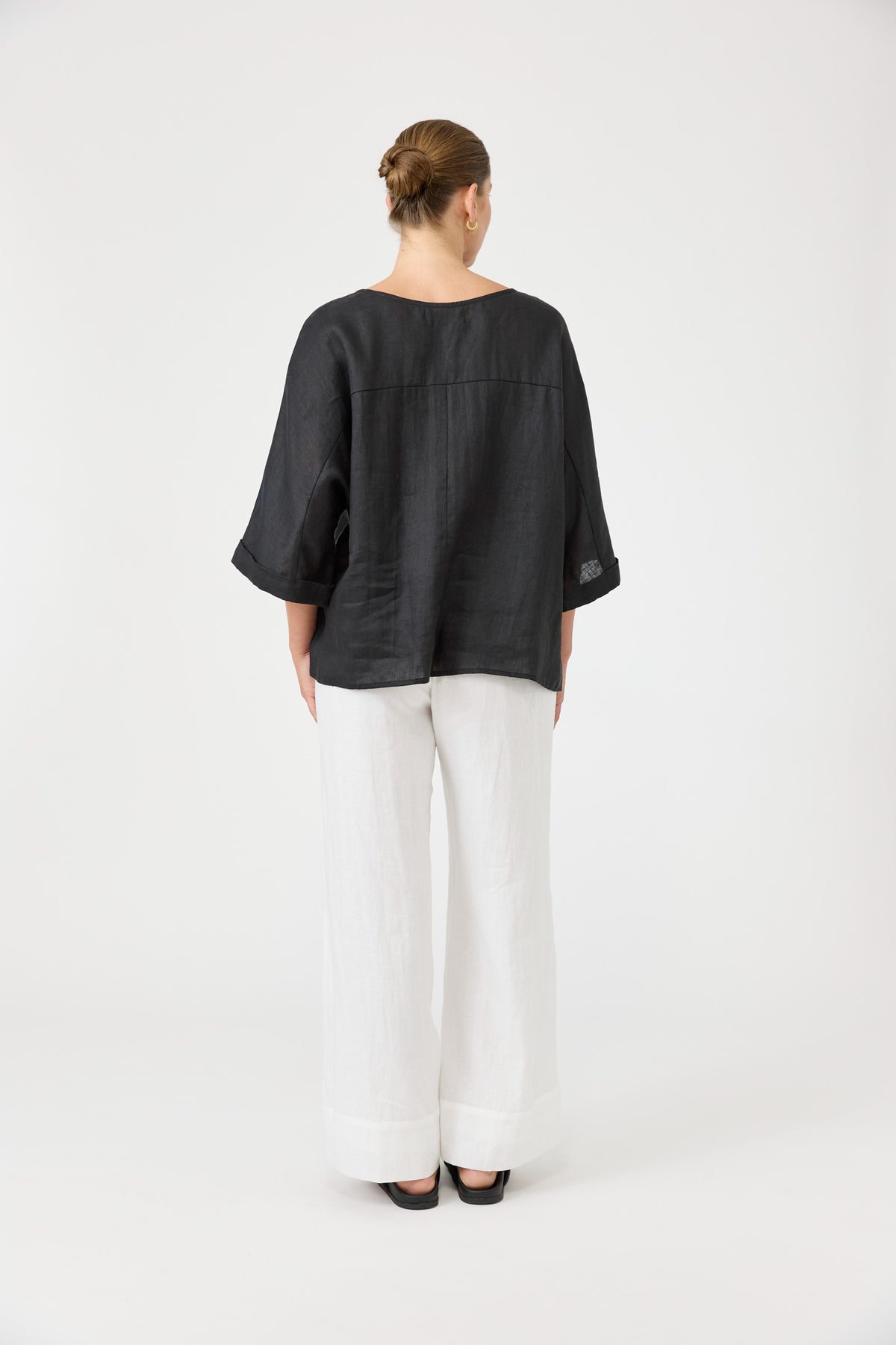 Studio Linen Relaxed Top - Black