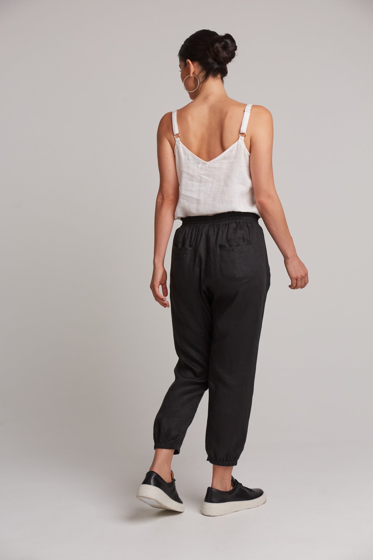 Eb&amp;Ive Studio Linen Relaxed Pant Jogger Weekend Pant Travel Pant Black