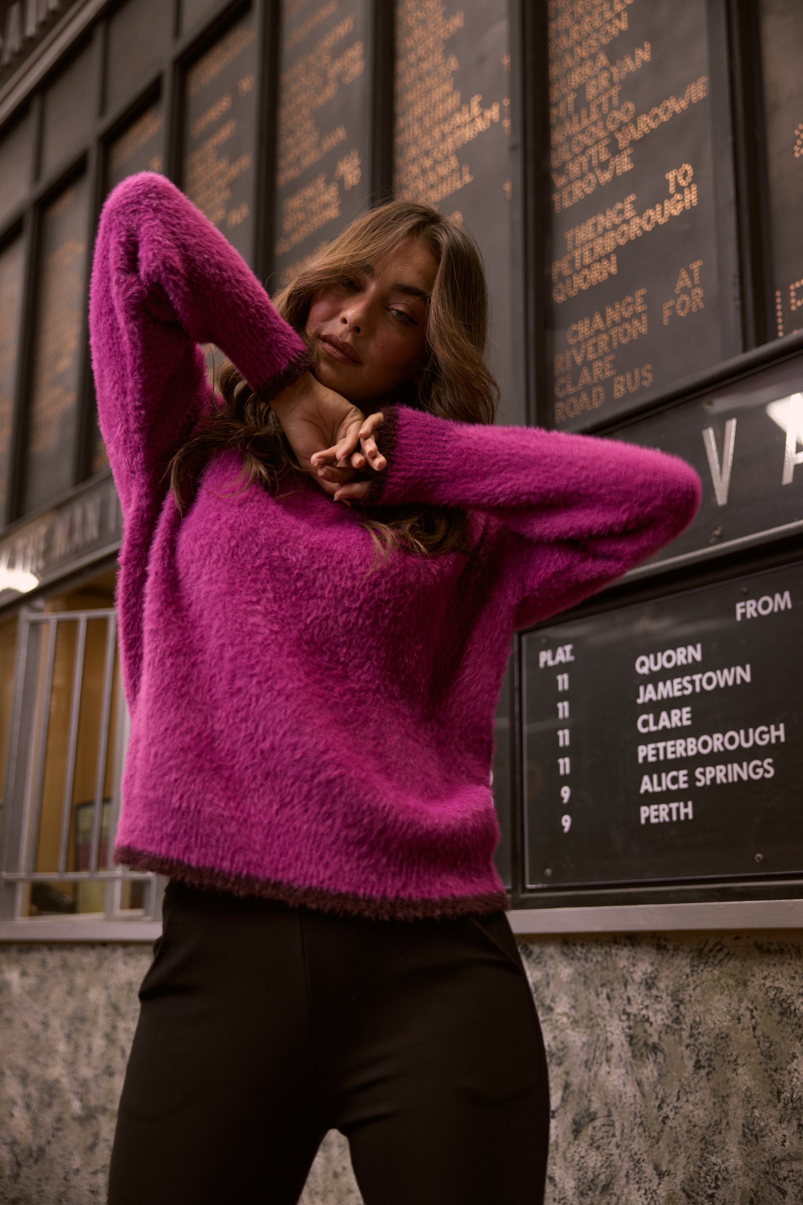 Orbit Knit - Hot Pink w/ Chocolate