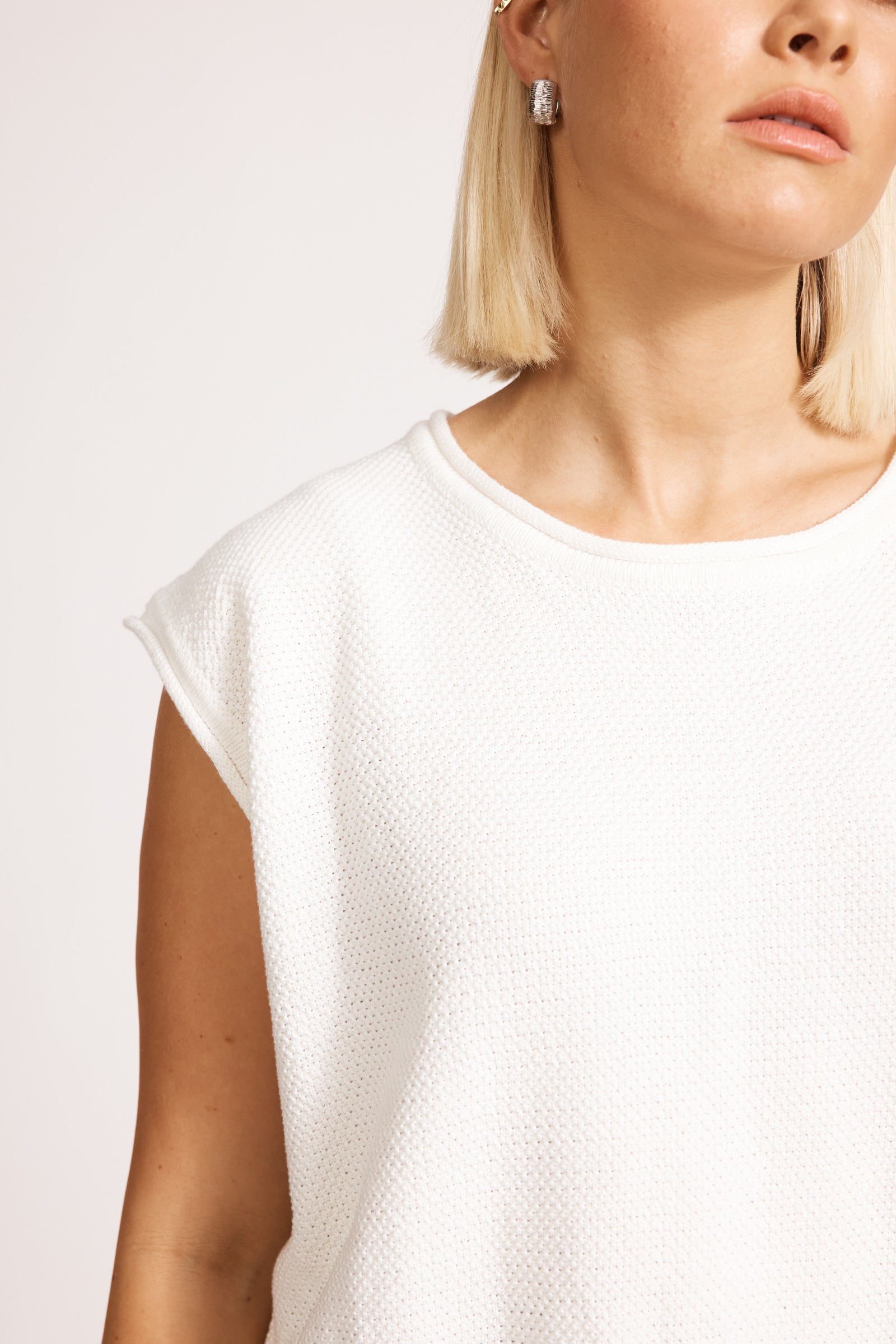 Eb&Ive Artemis Sleeveless Knit Top White cotton textured tank  round neck and drop sleeve  summer knit 