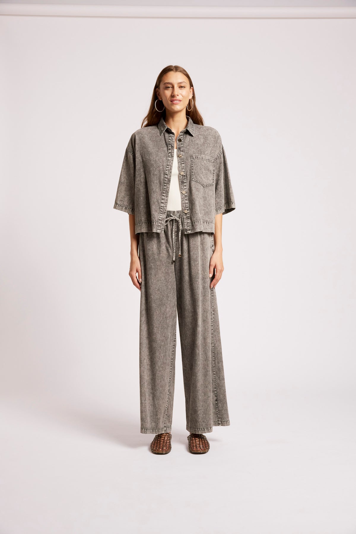 Roam Denim Shirt - Ash Black