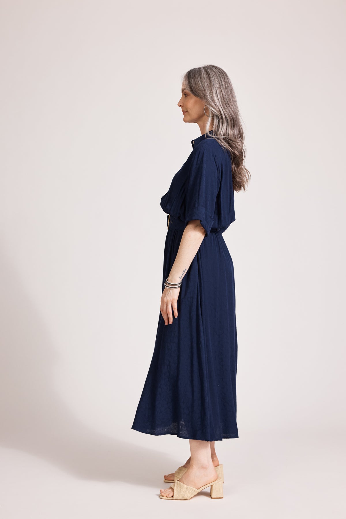 Eb&amp;Ive Parisio Belt Shirt Dress  Short 3/4 sleeve maxi with collar and button front elastic and Belt waist summer work dress swim cover navy jacquard 