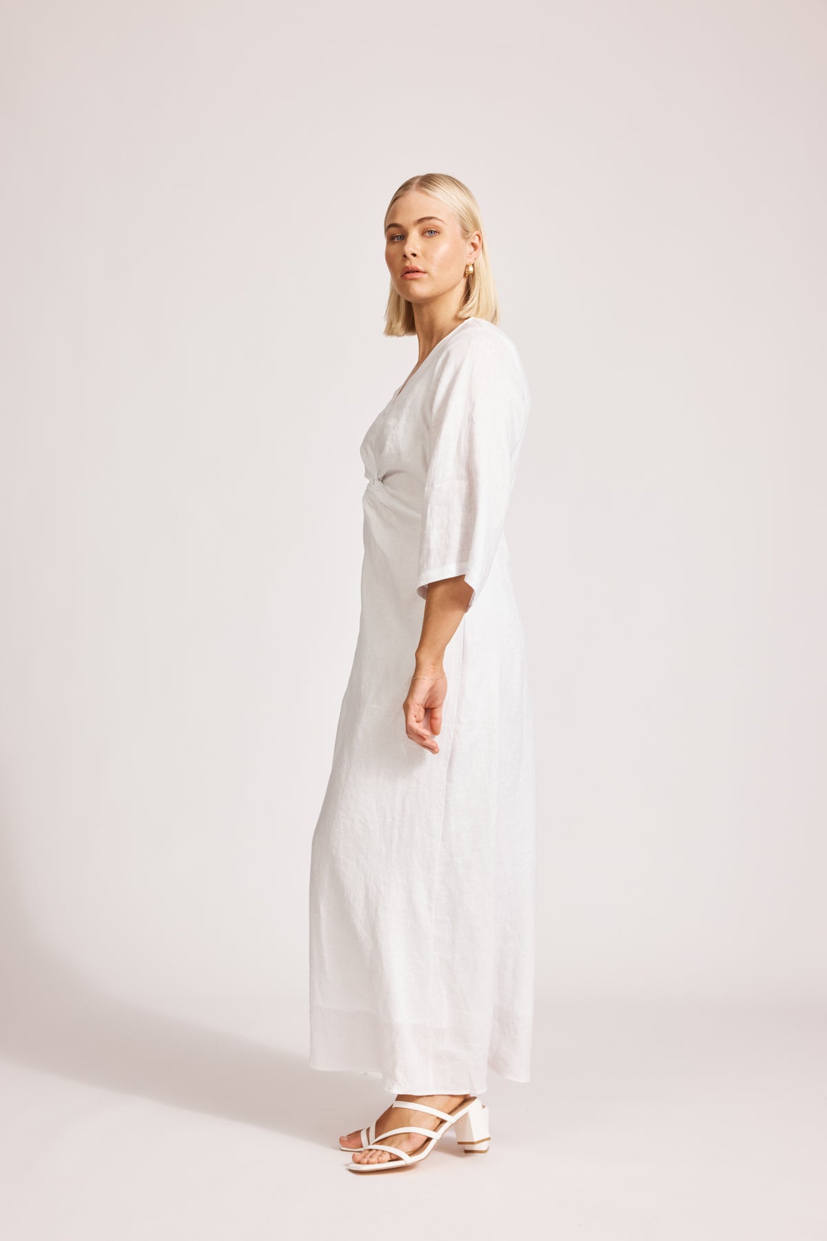 Eb&amp;Ive Miramar twist dress long sleeve kimono kaftan sleeve fit and flare v-neck event holiday resort dress summer Linen maxi white