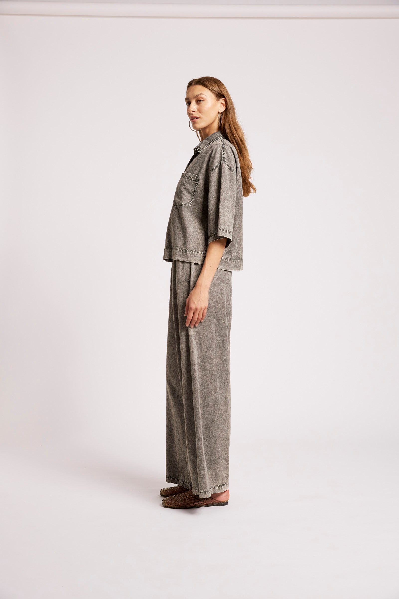 Roam Denim Shirt - Ash Black