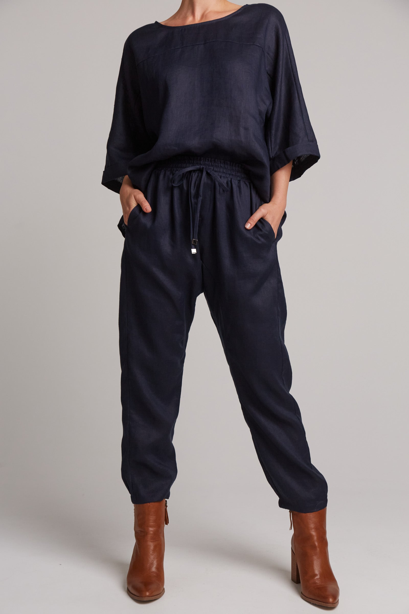 Eb&Ive Studio Linen Relaxed Pant Jogger Weekend Pant Travel Pant Navy
