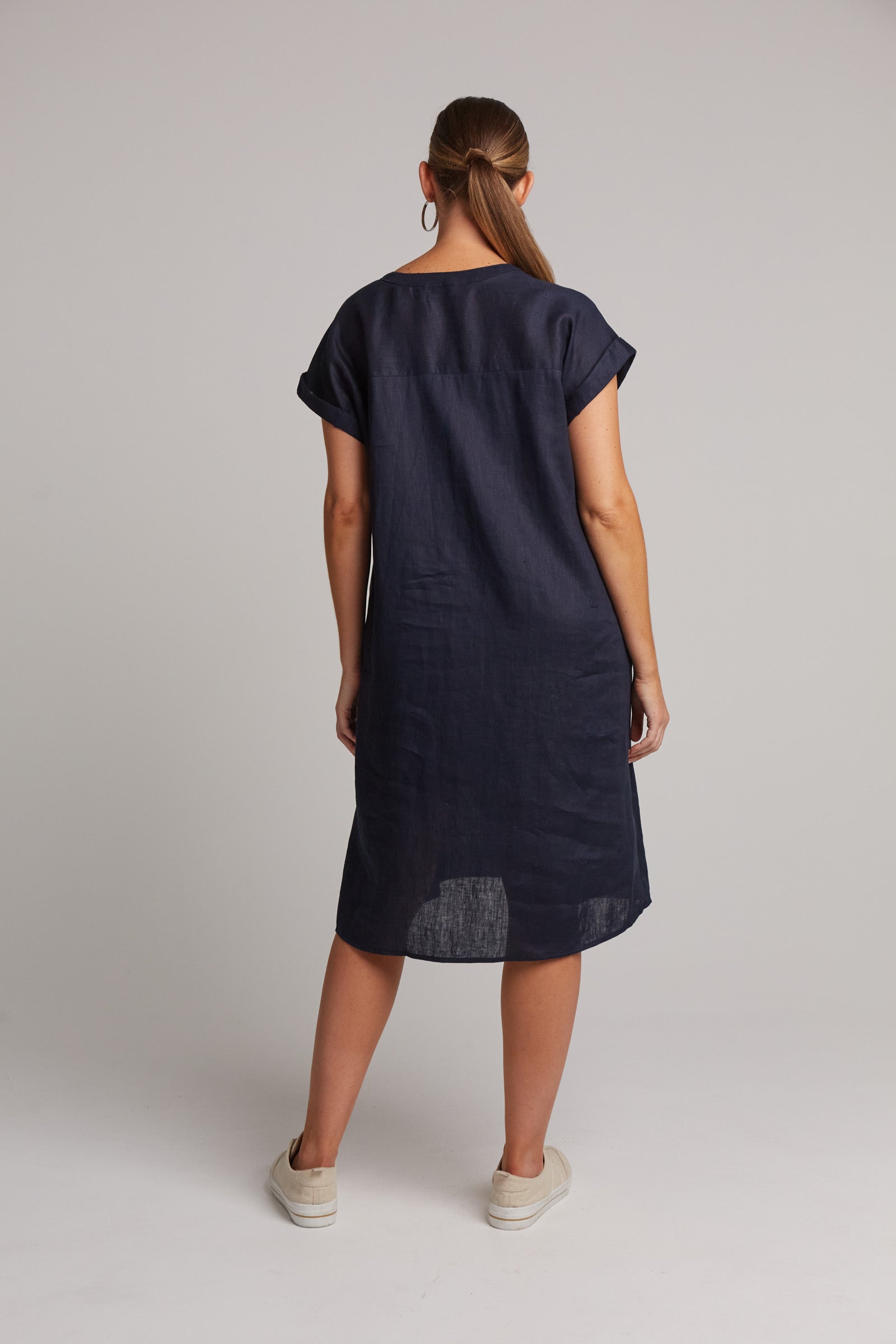 Eb&Ive Studio Linen Midi  Dress with pockets Navy Work Dress