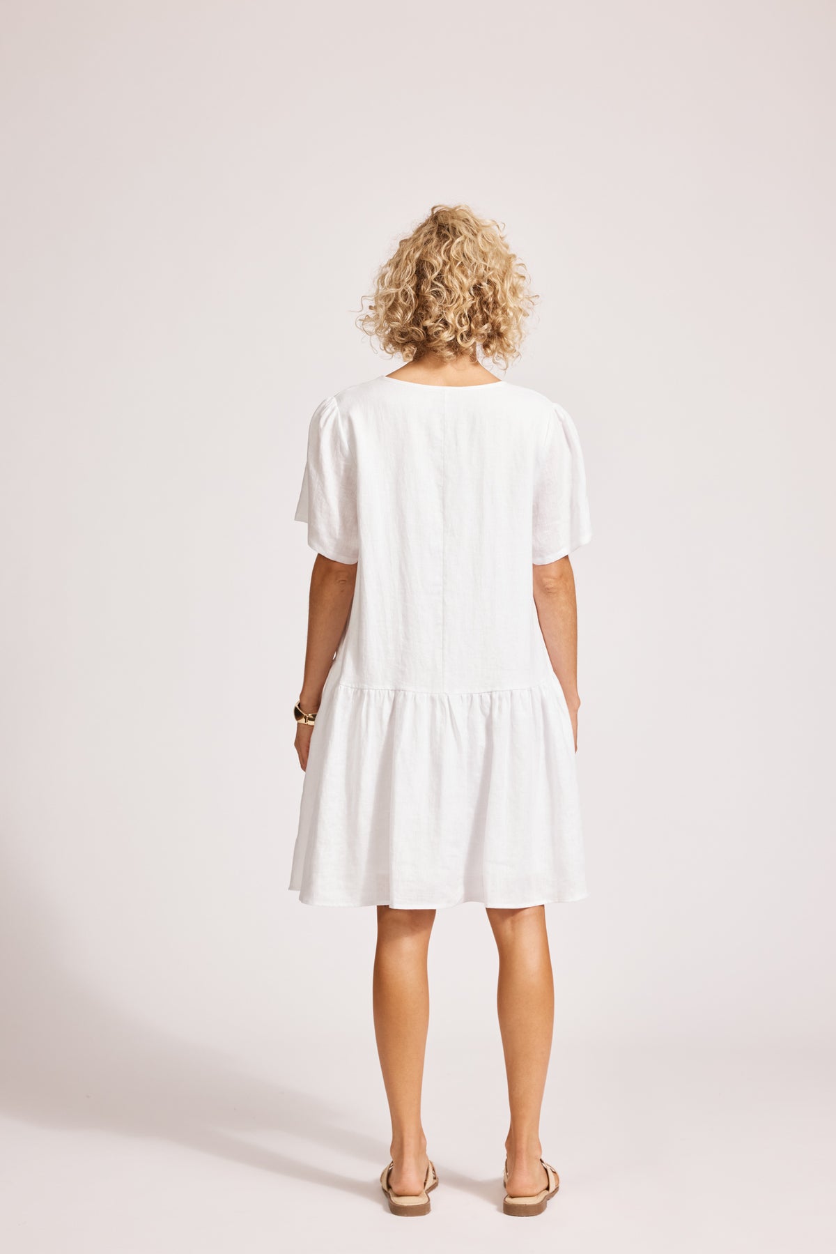 Eb&amp;Ive Miramar Linen midi short summer shift Aline v-neck dress short sleeve white