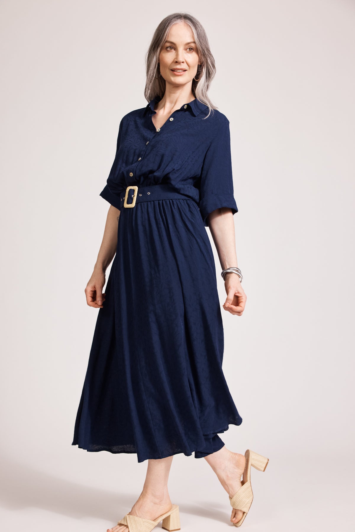Eb&amp;Ive Parisio Belt Shirt Dress  Short 3/4 sleeve maxi with collar and button front elastic and Belt waist summer work dress swim cover navy jacquard 