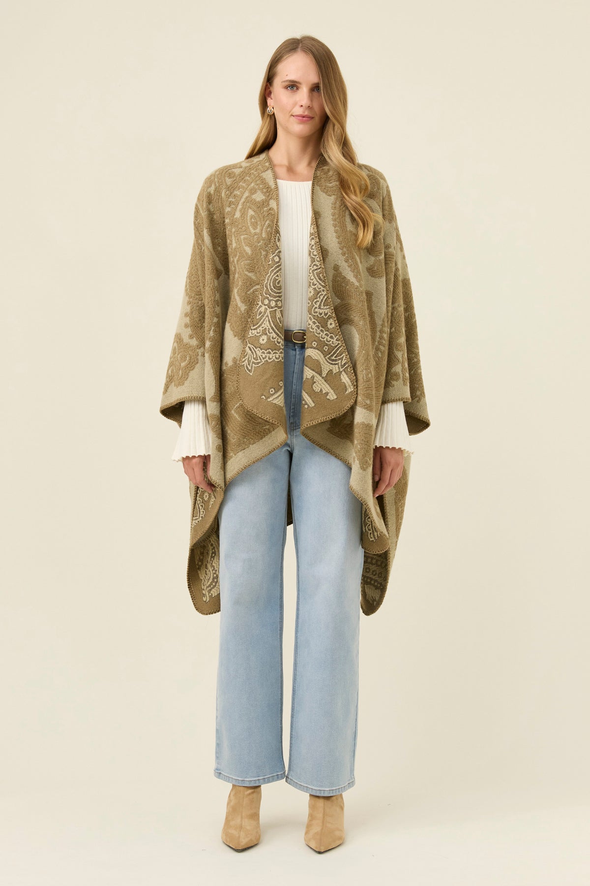 Lucia Cape - Stone Paisley